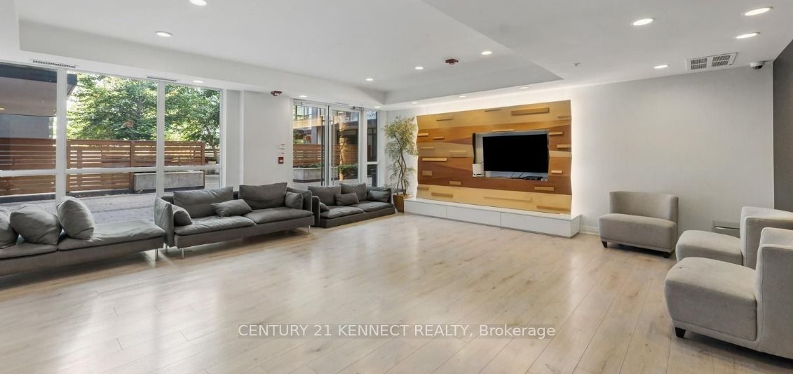 MLS #W12405237 image #24