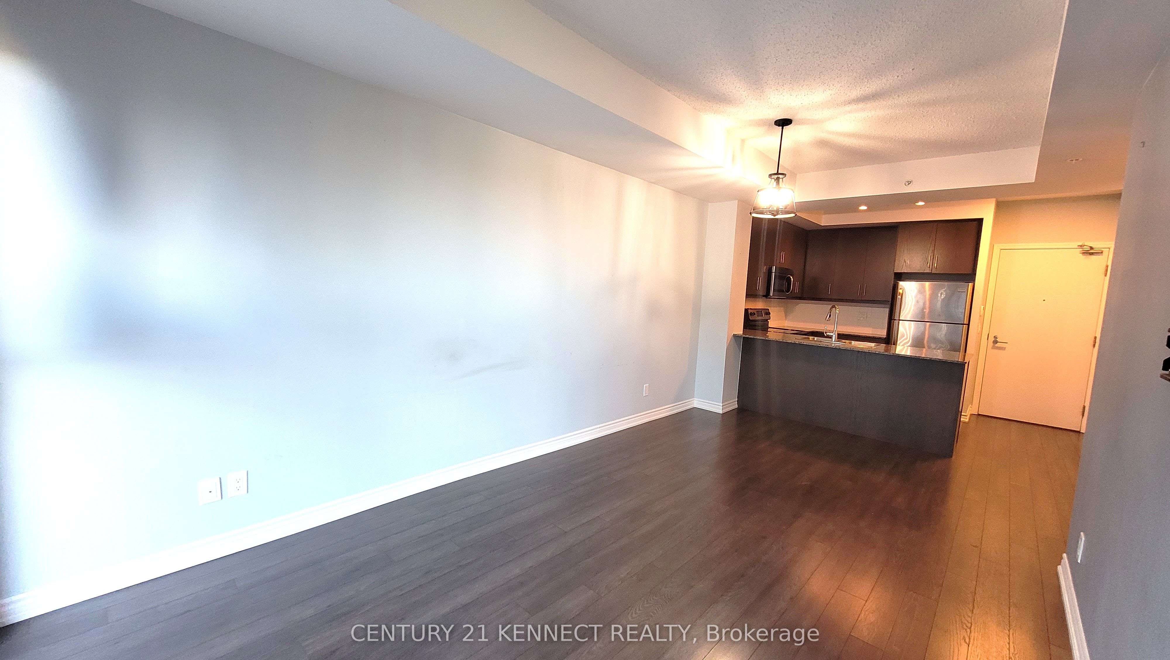 MLS #W12405237 image #8