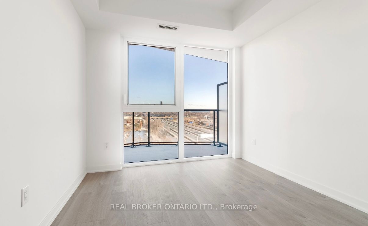 MLS #W12405492 image #11