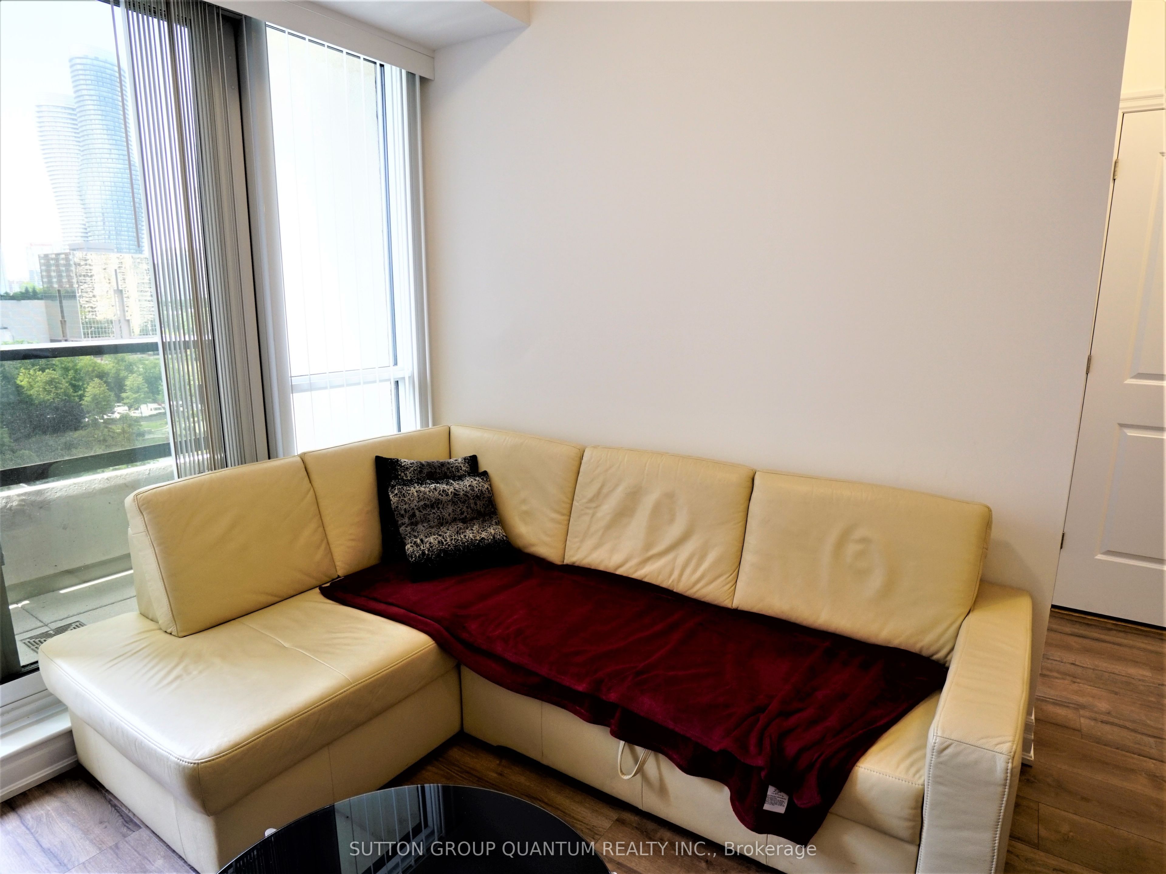 MLS #W12405525 image #4