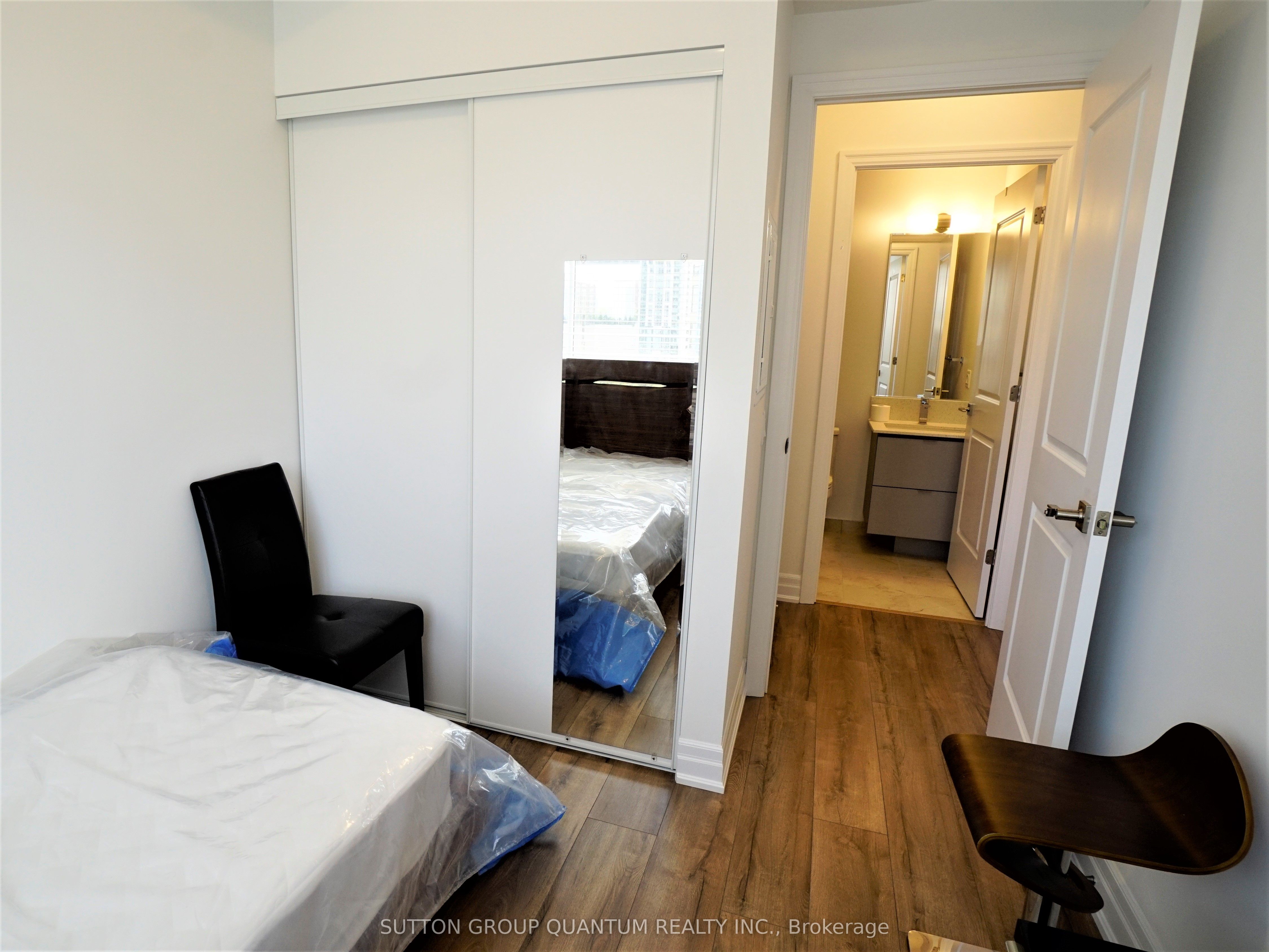 MLS #W12405525 image #6