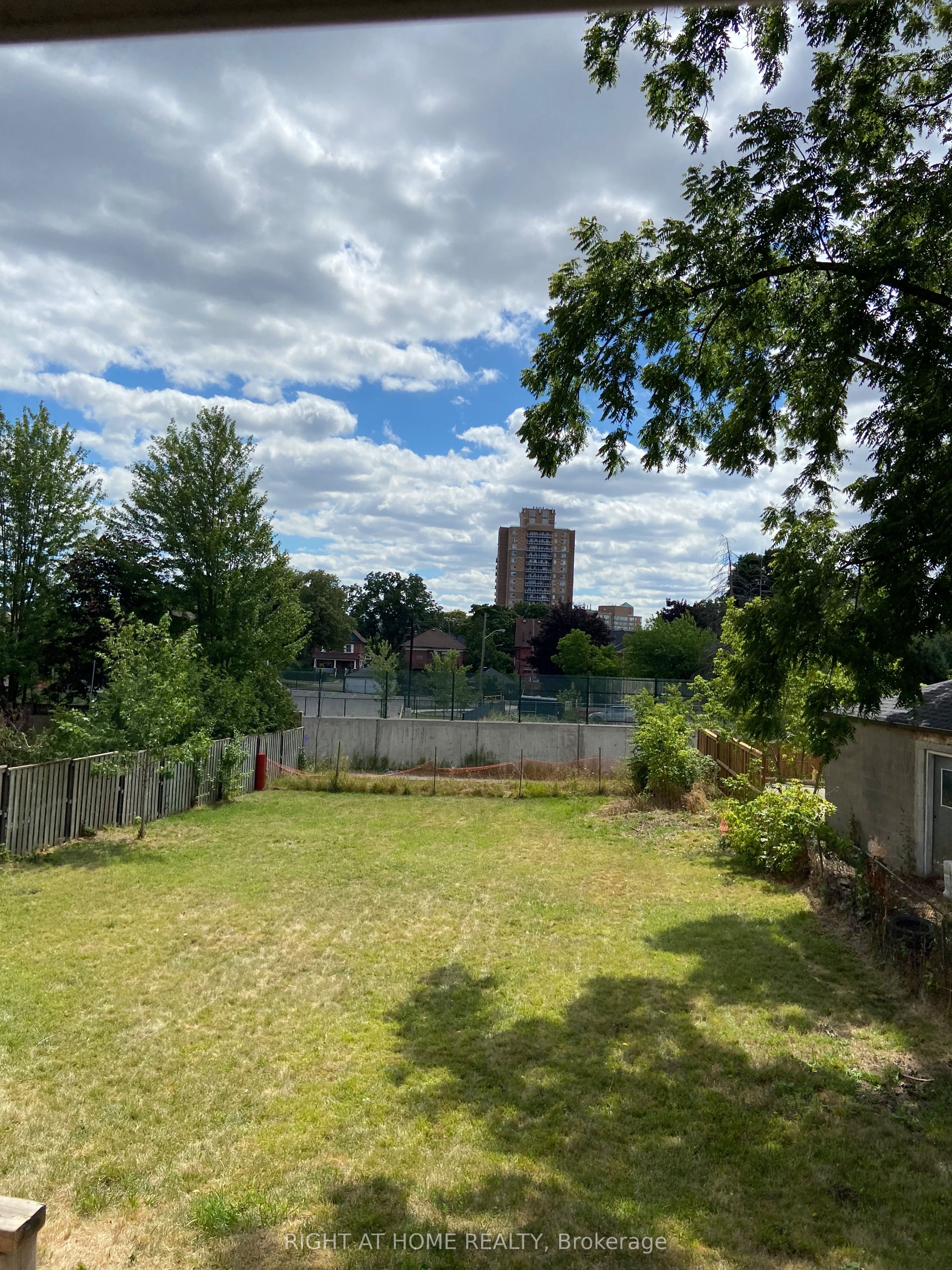 MLS #W12405707 image #9