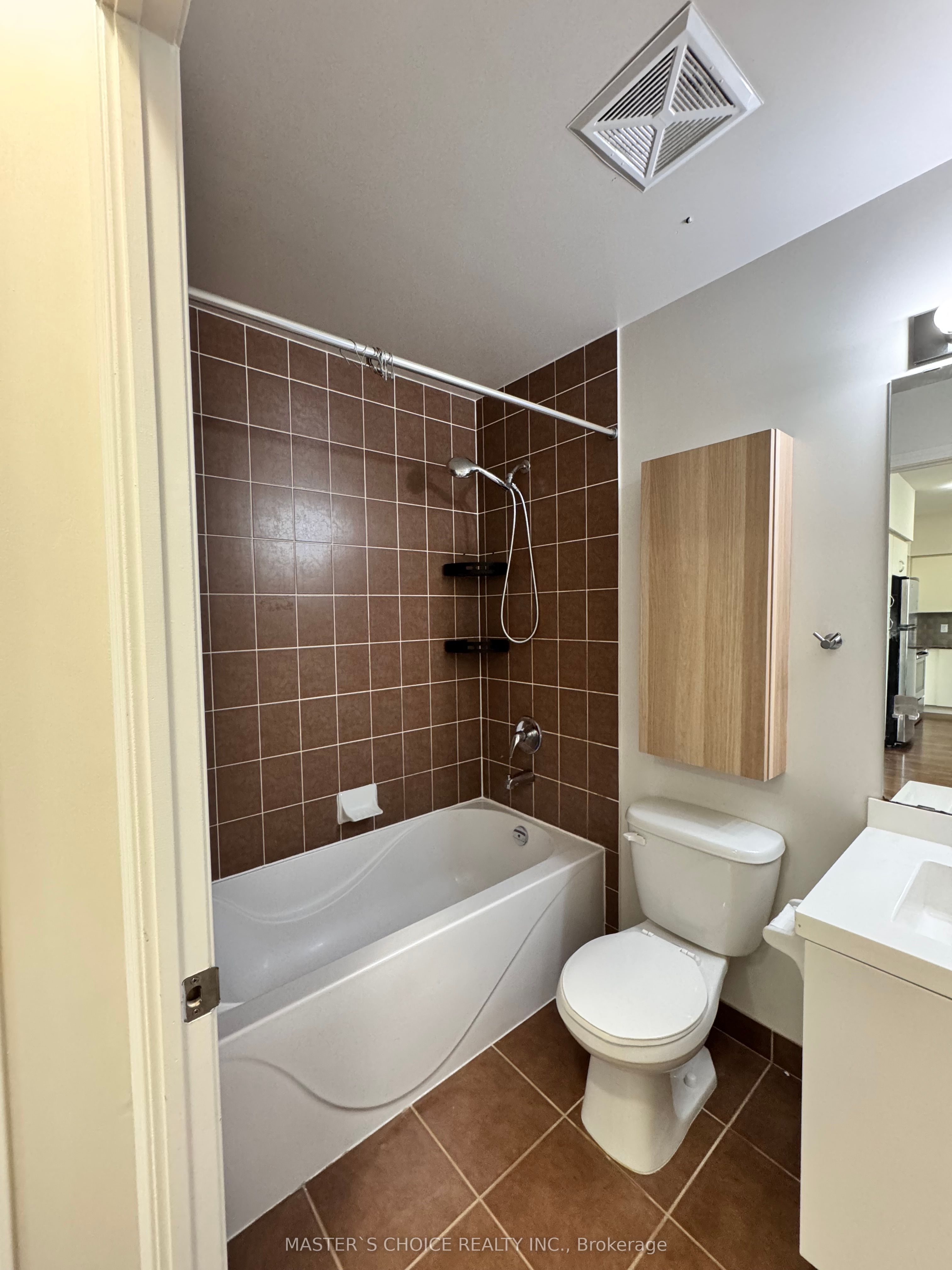 MLS #W12405709 image #19