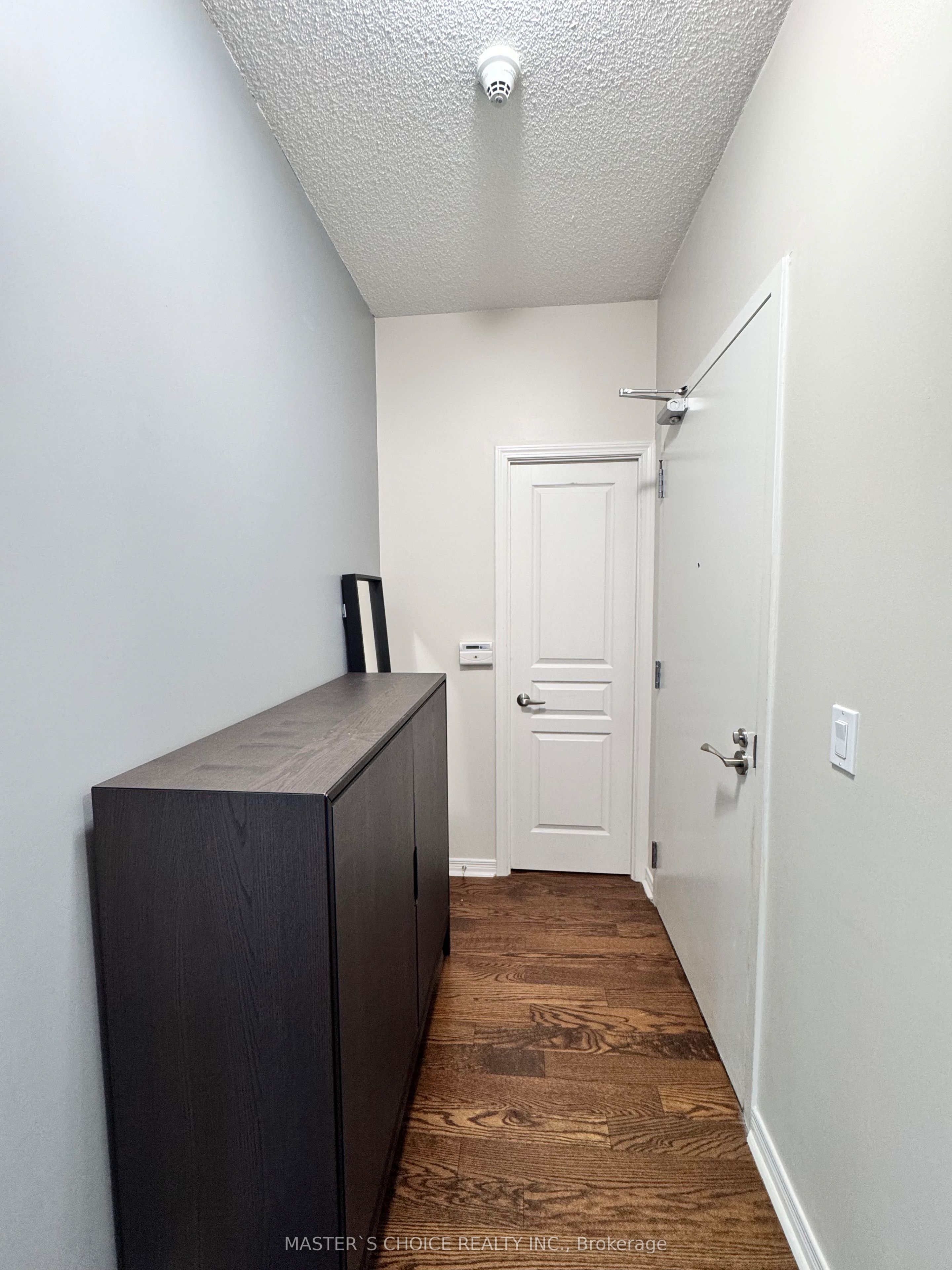 MLS #W12405709 image #24