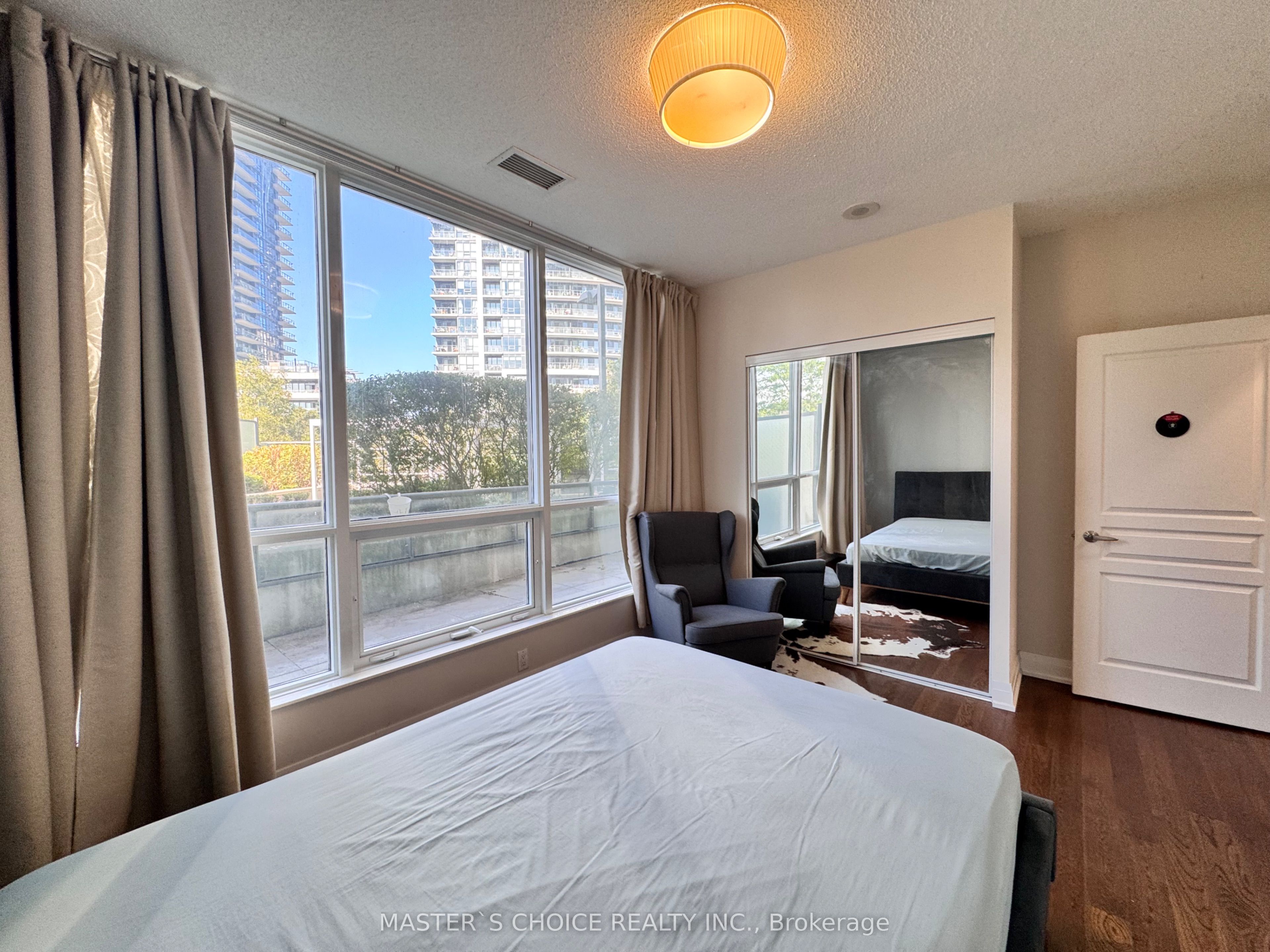 MLS #W12405709 image #25