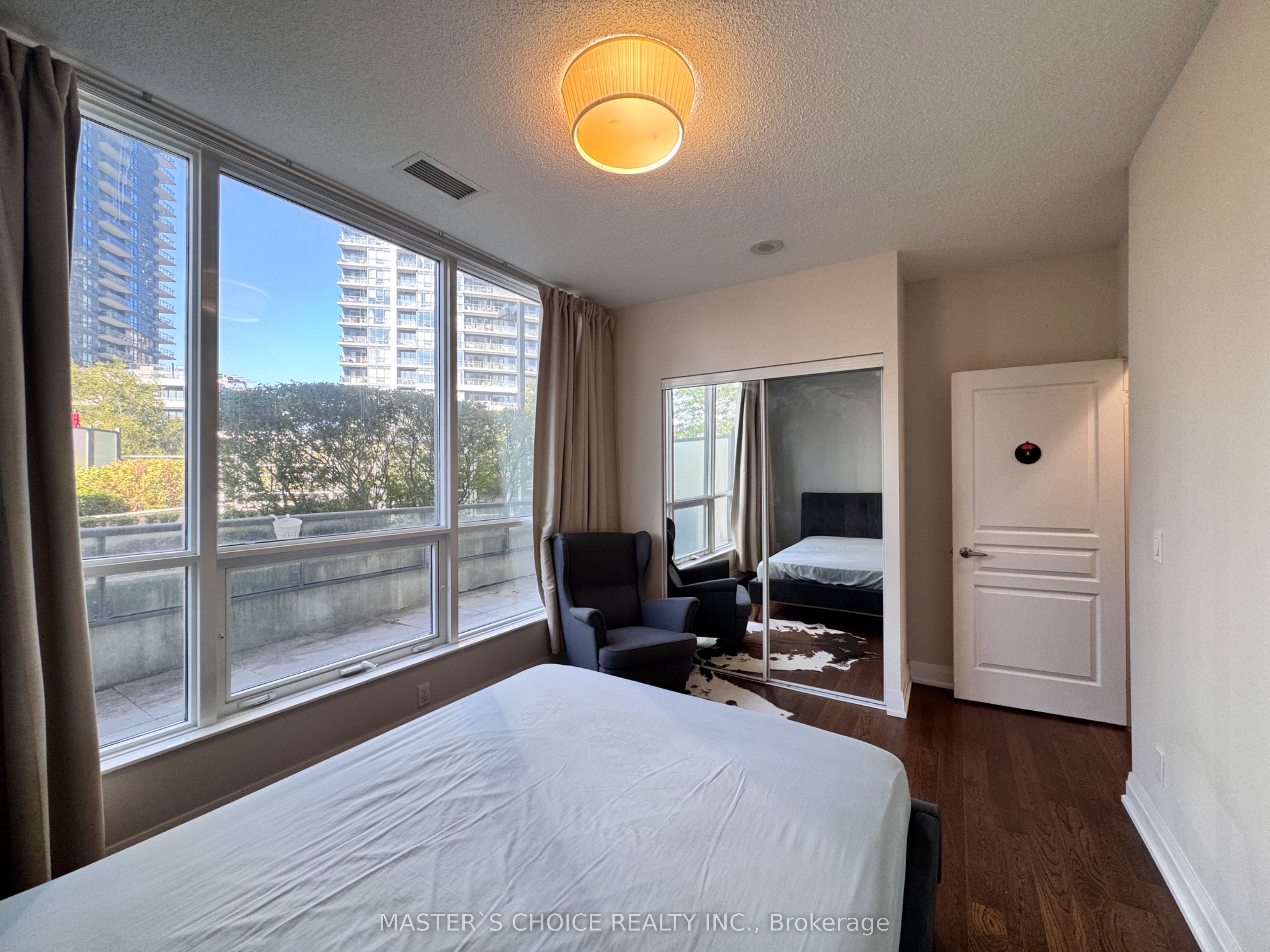 MLS #W12405709 image #26