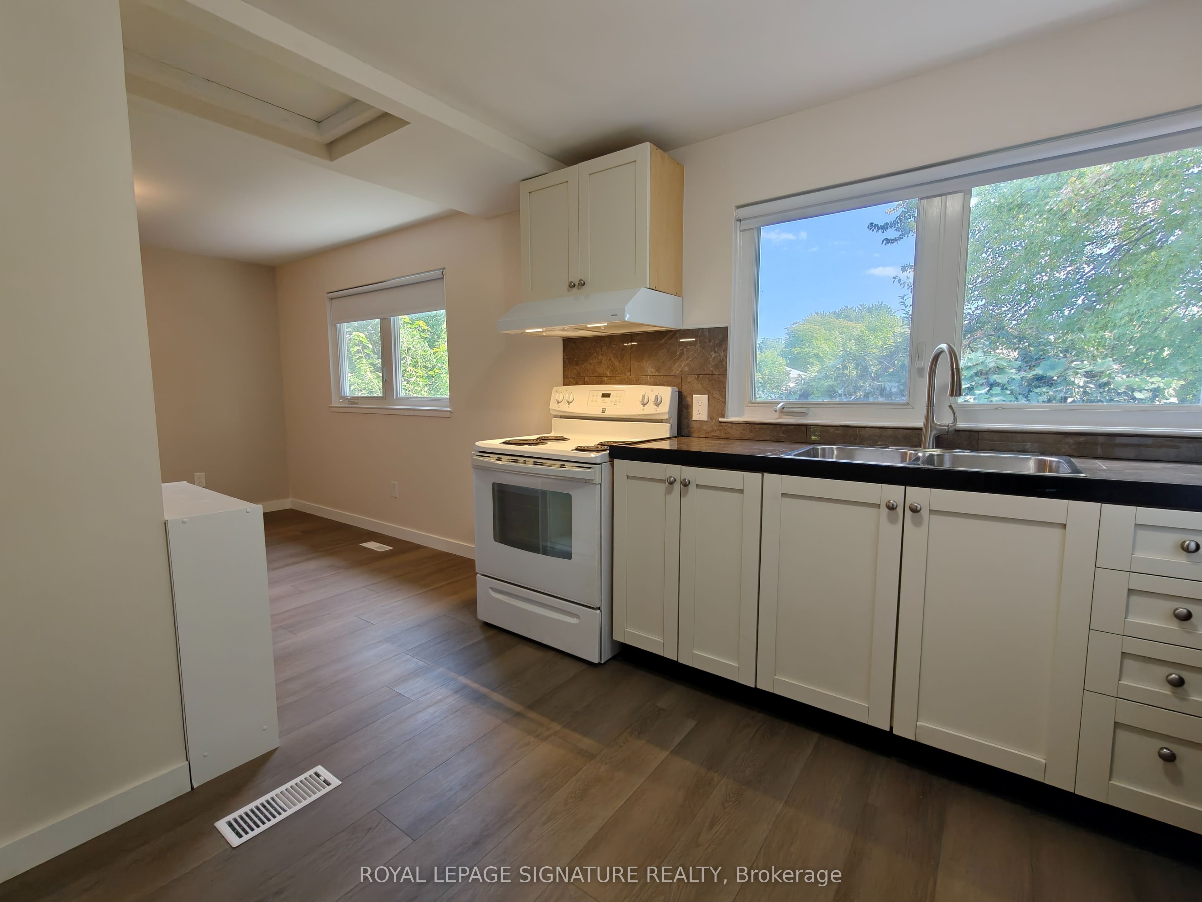 MLS #W12406025 image #14