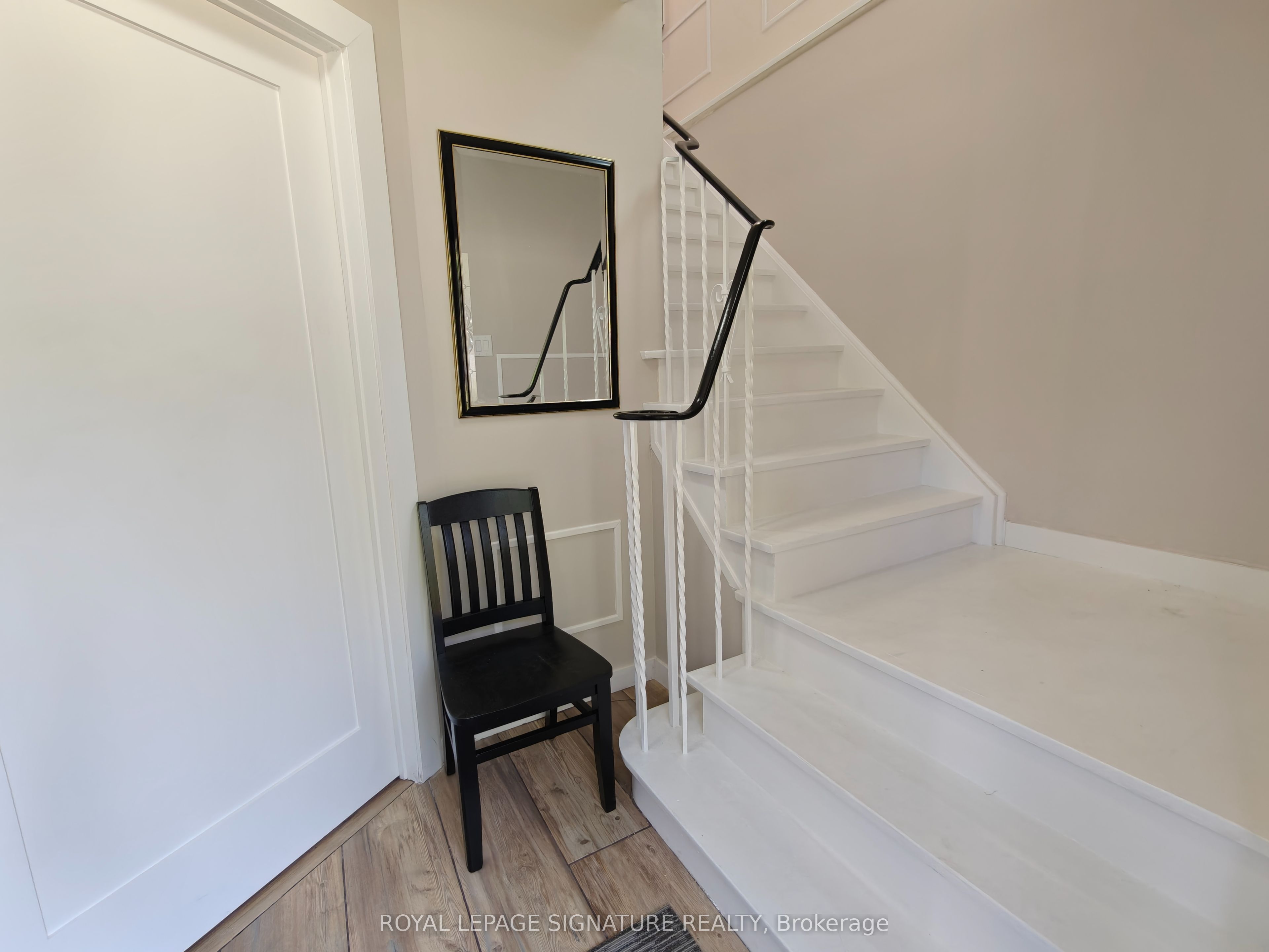 MLS #W12406025 image #2