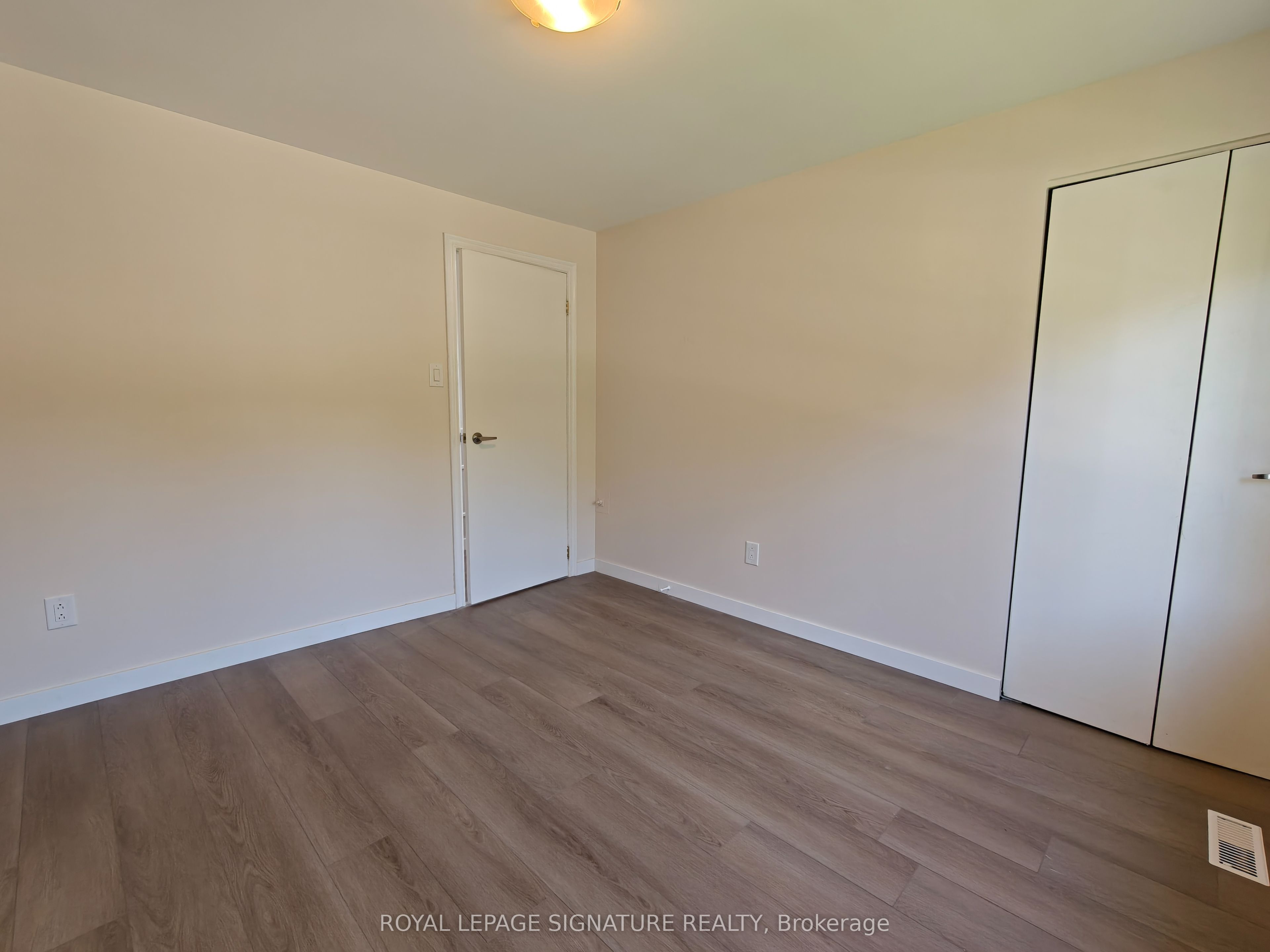 MLS #W12406025 image #9