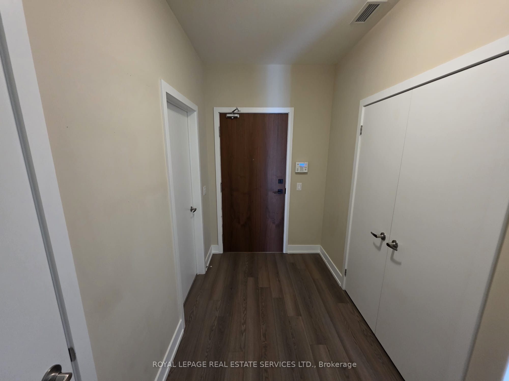 MLS #W12406159 image #15