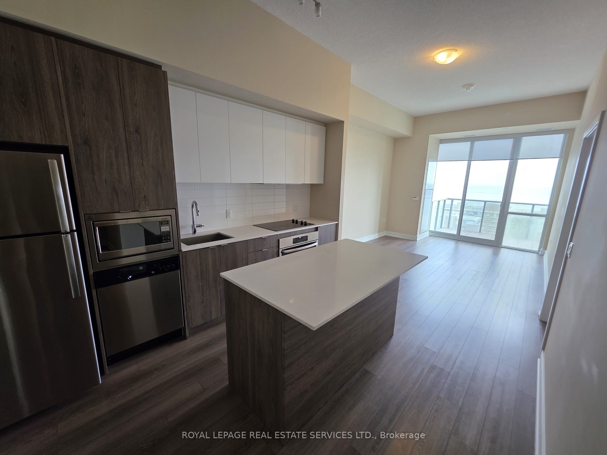 MLS #W12406159 image #16