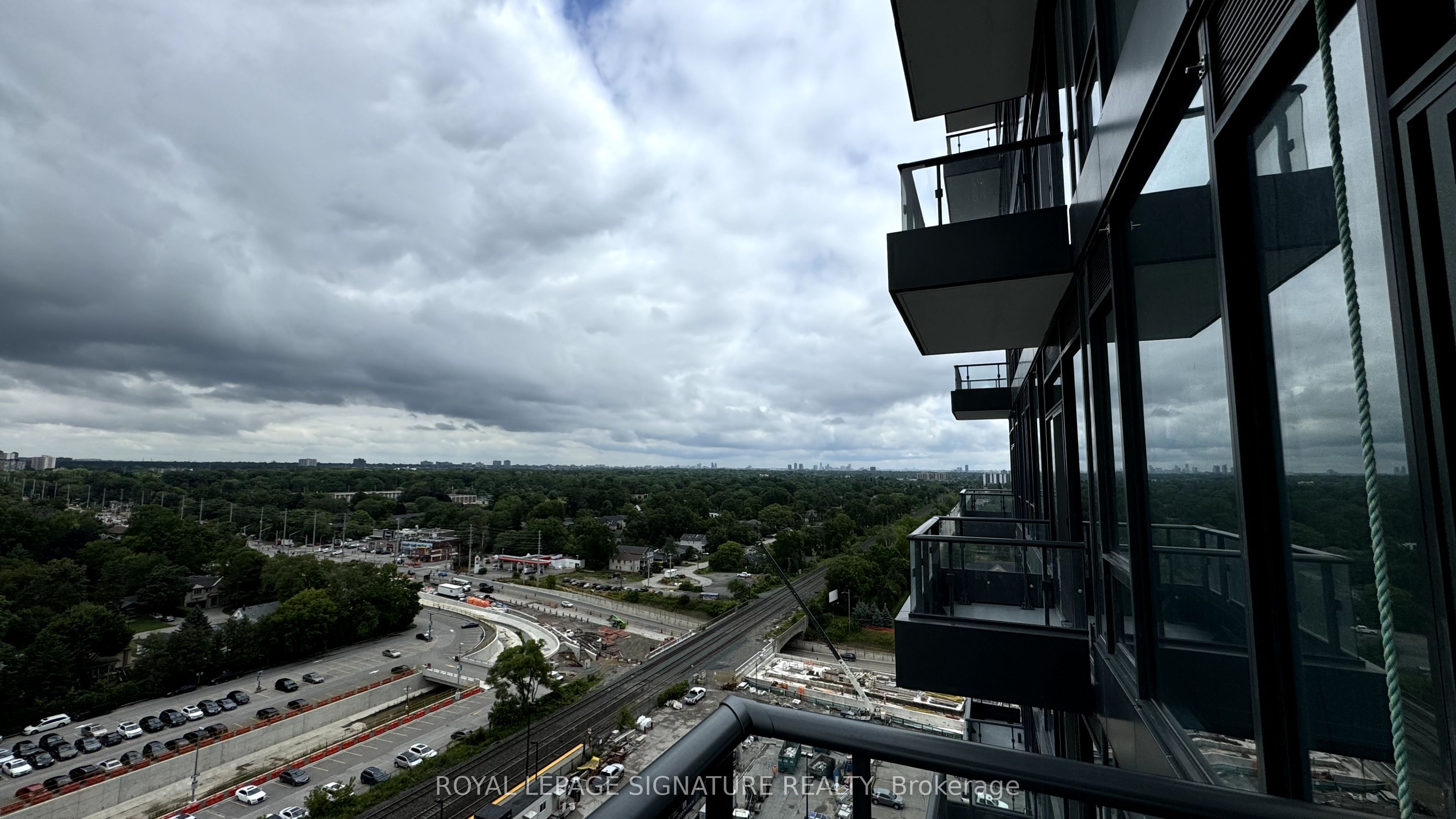 MLS #W12406168 image #1