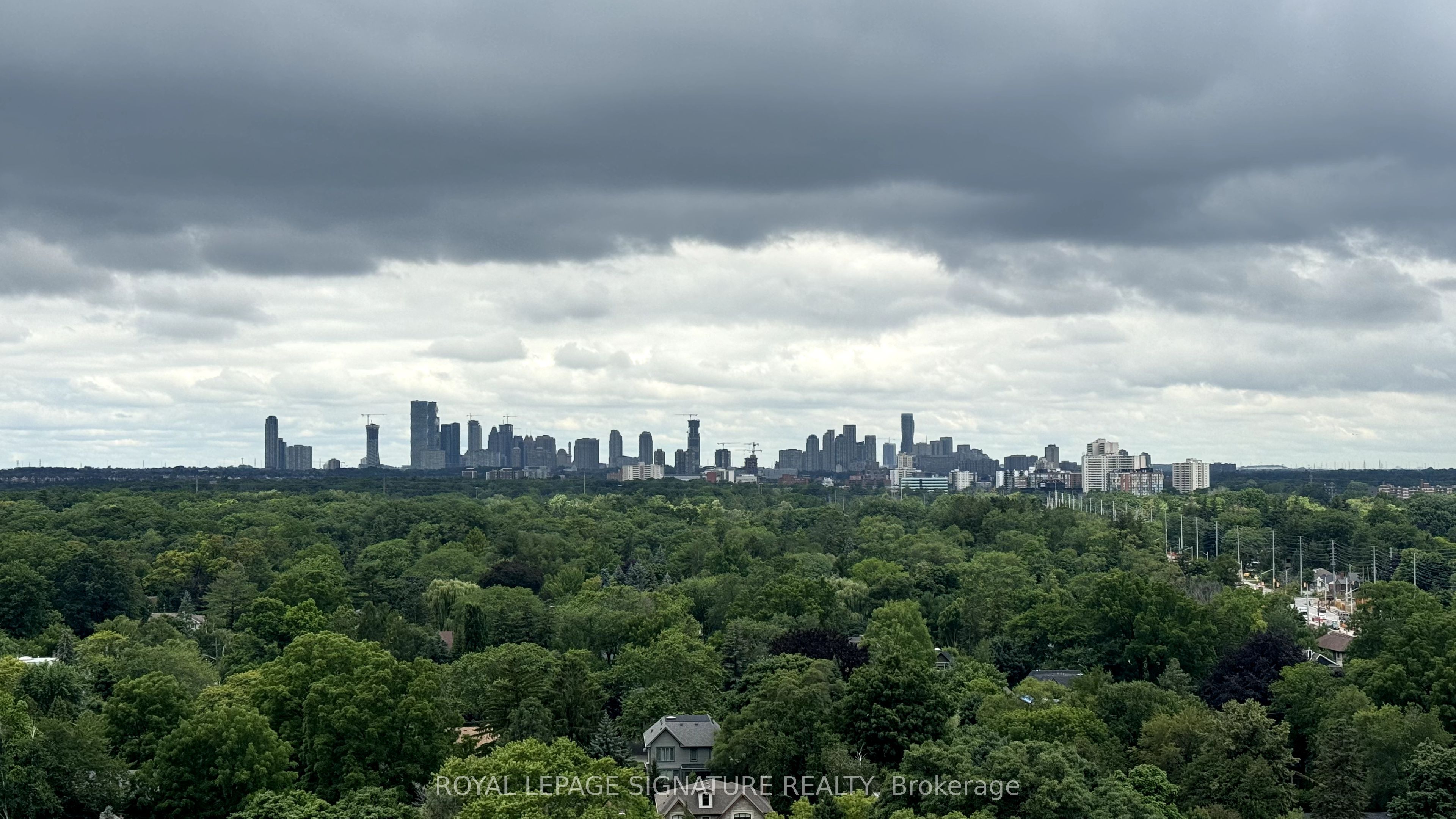 MLS #W12406168 image #4