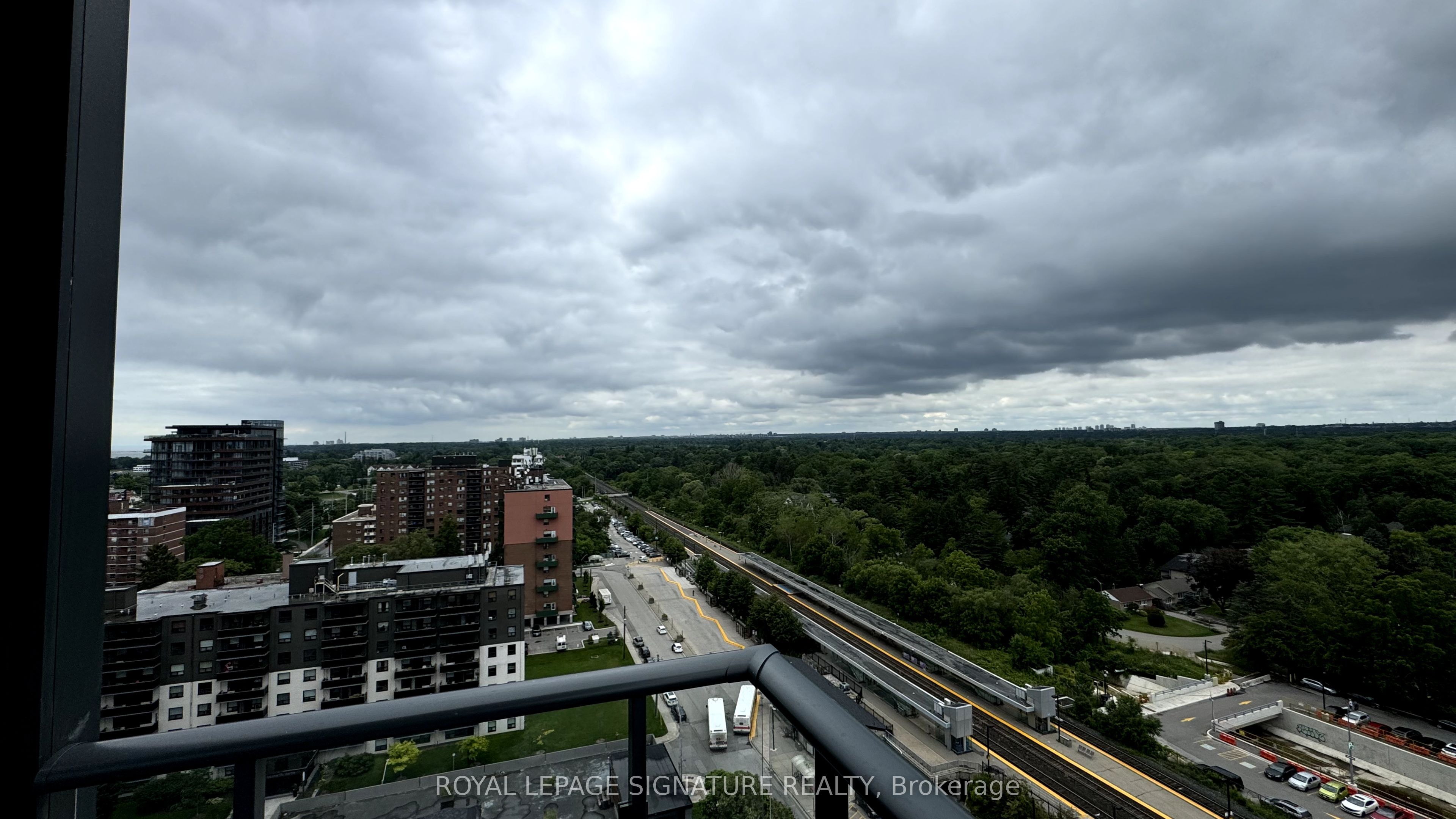 MLS #W12406168 image #5