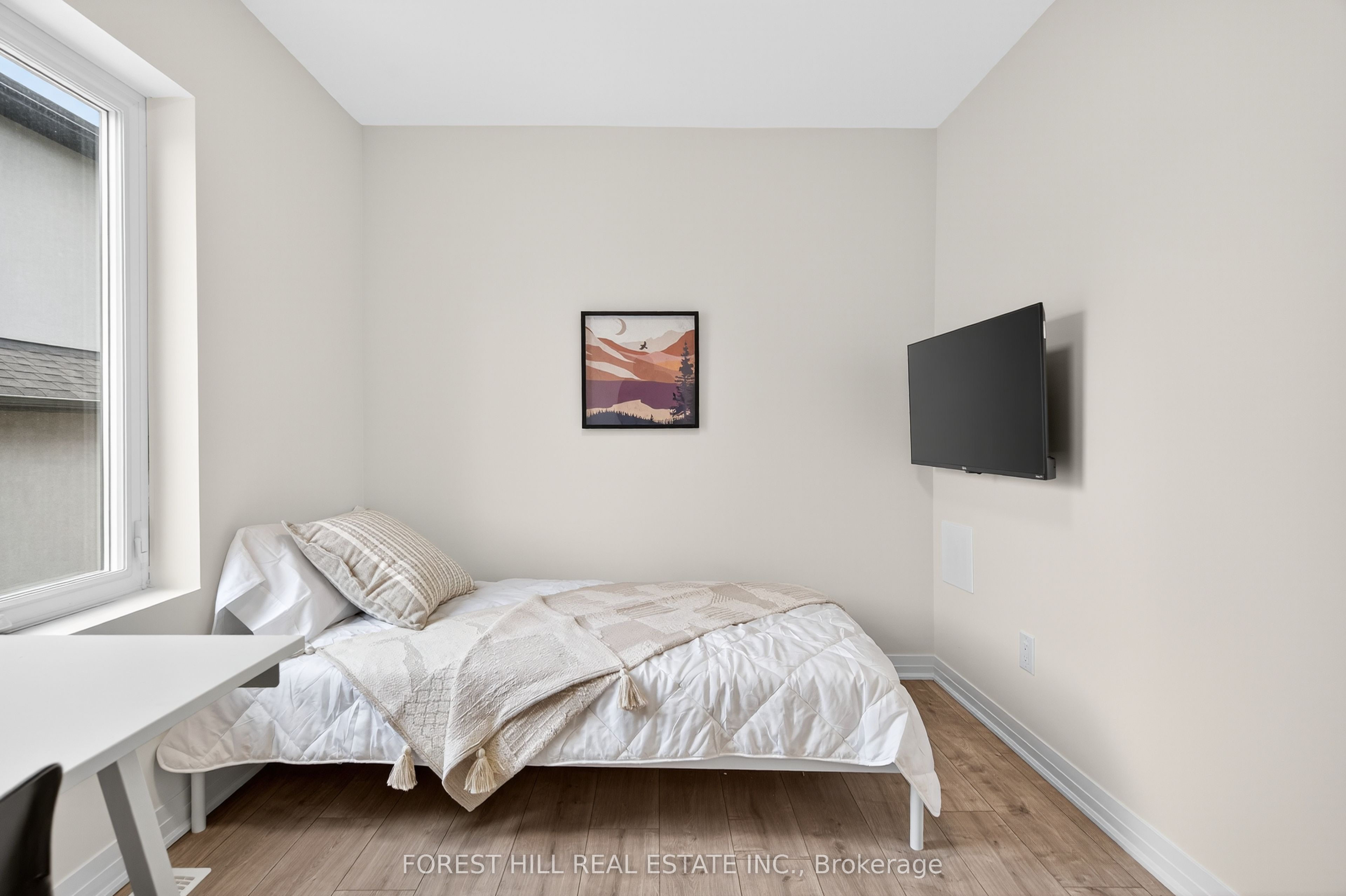 MLS #W12406430 image #16