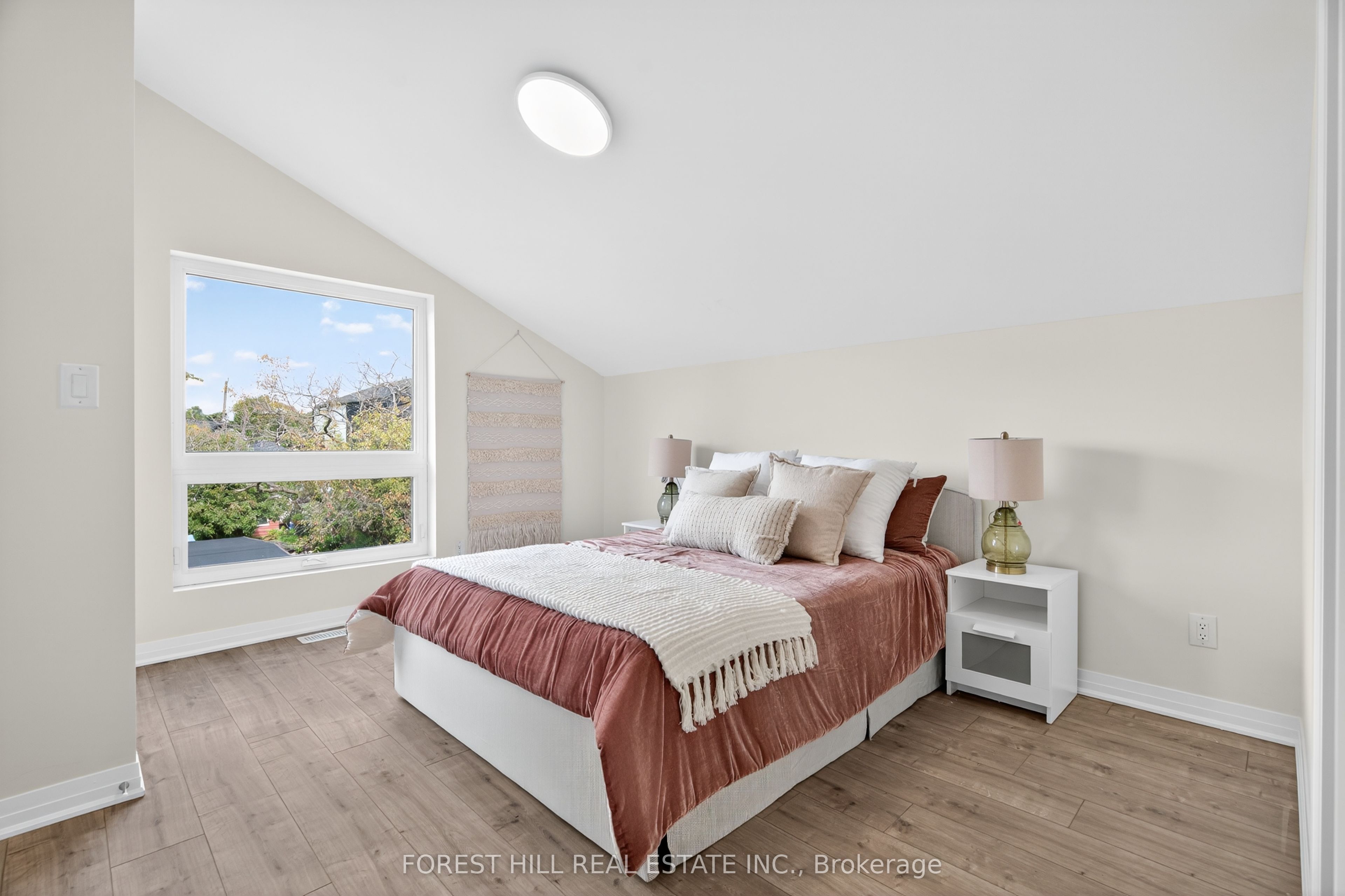 MLS #W12406430 image #21