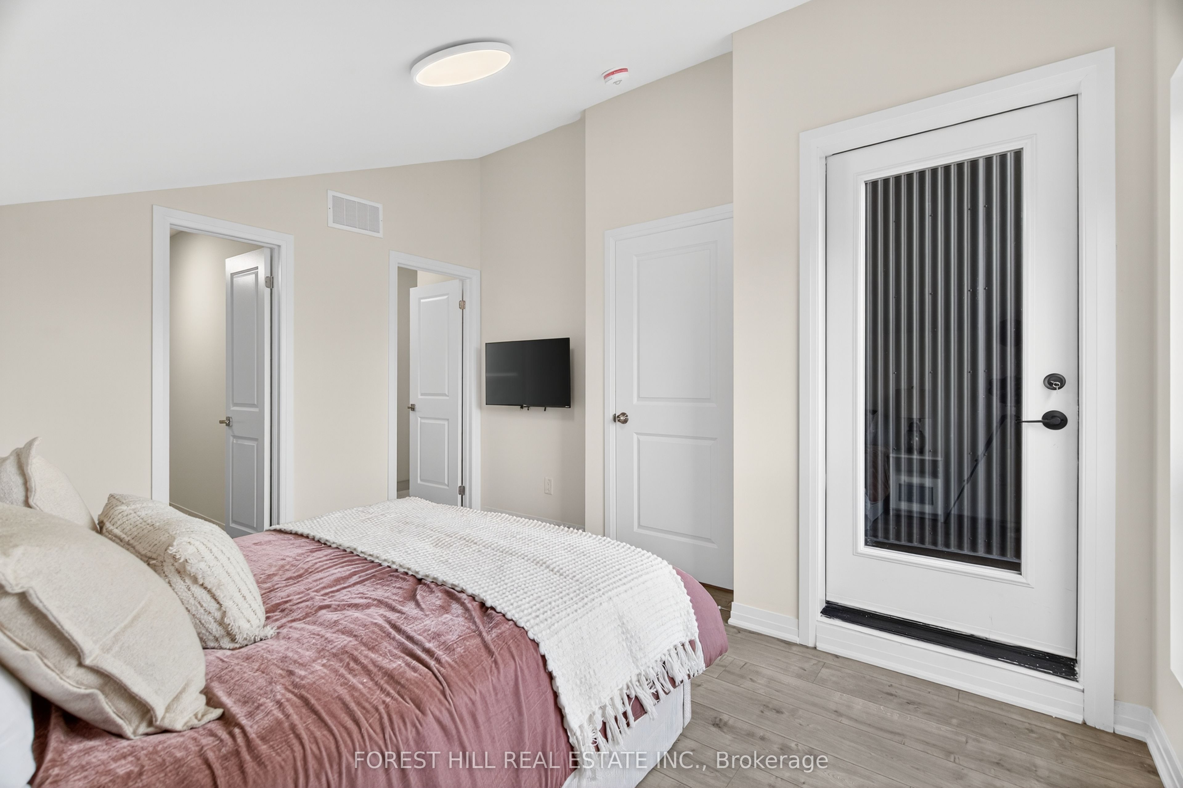 MLS #W12406430 image #23