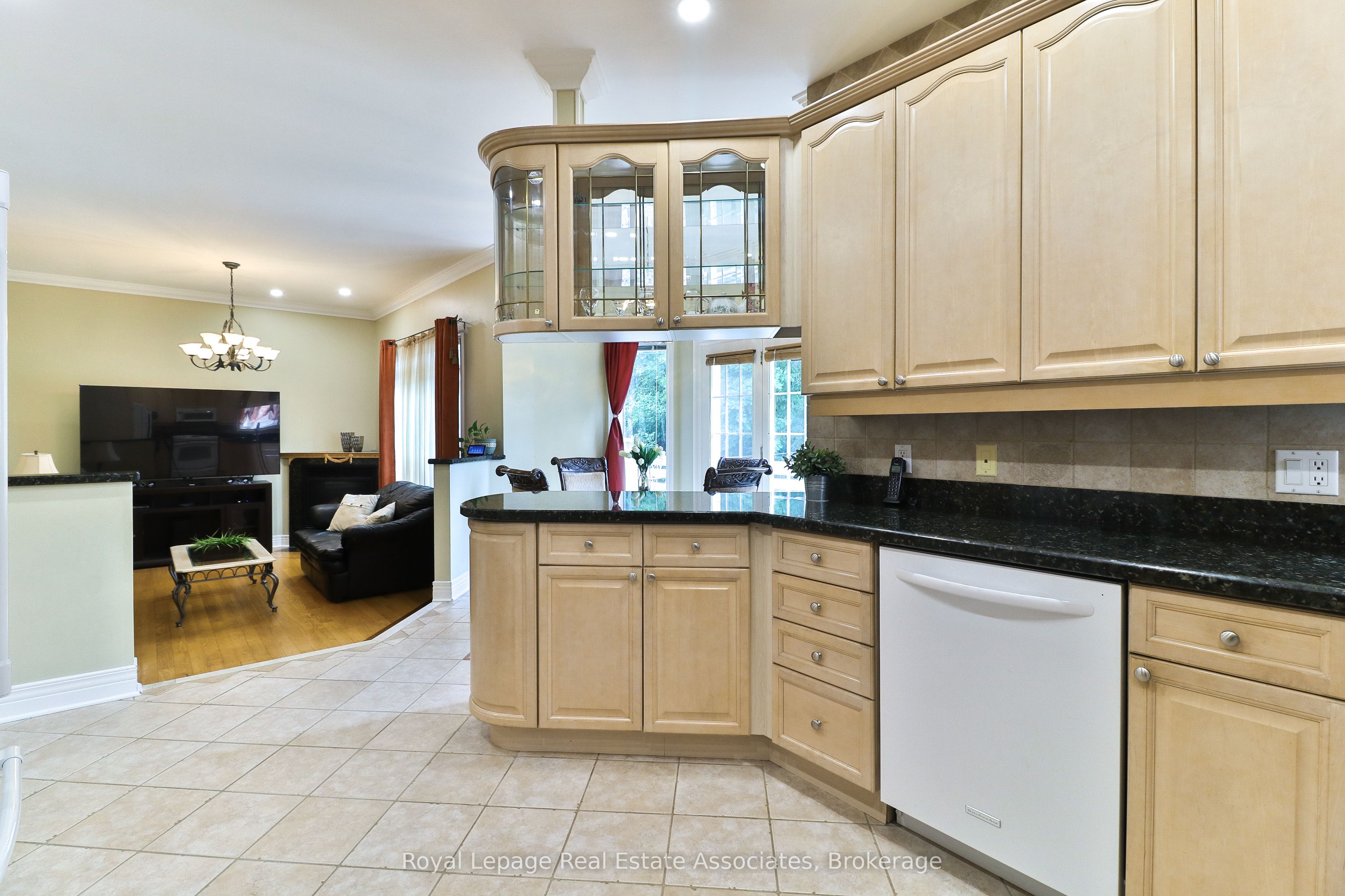 MLS #W12406537 image #11