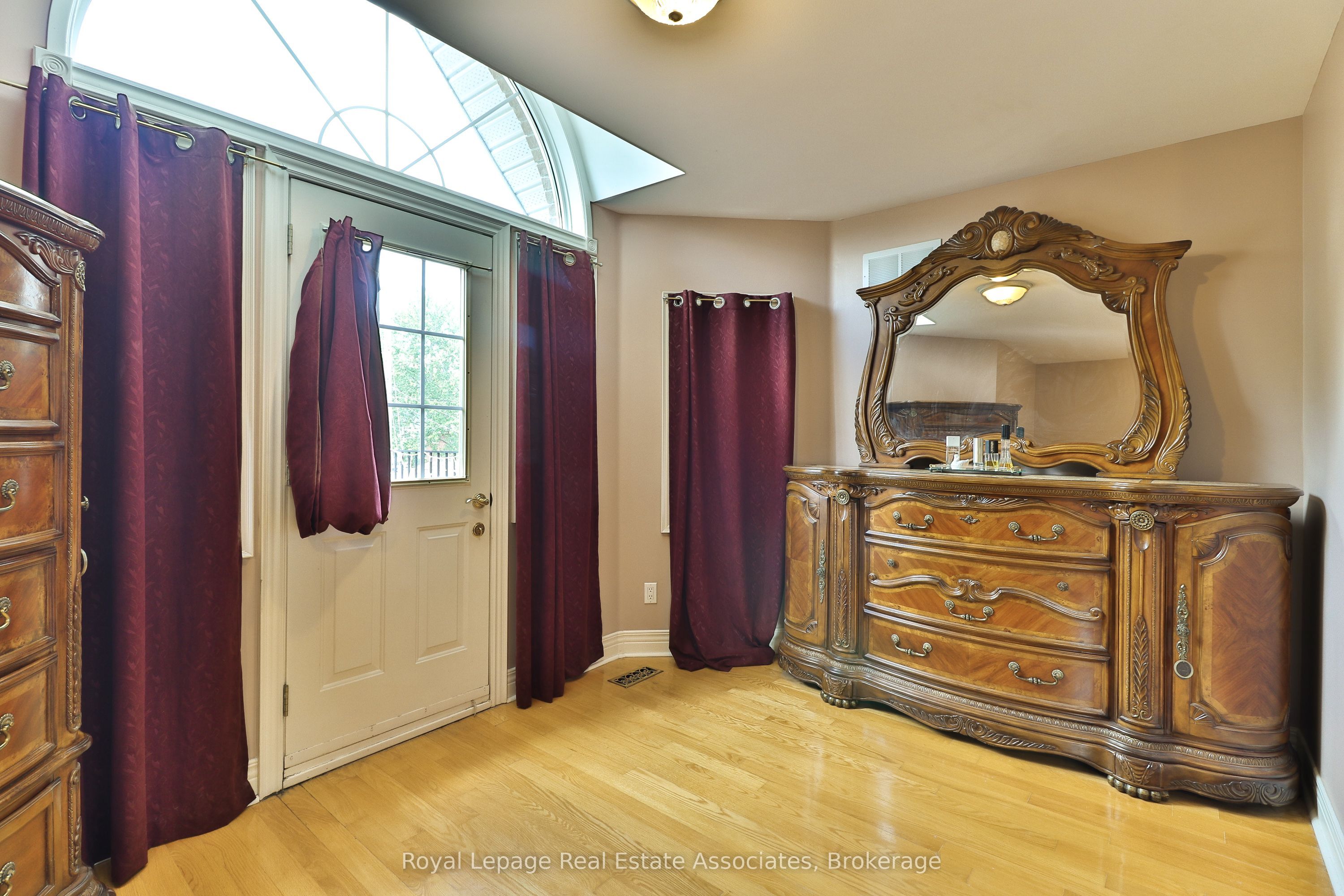 MLS #W12406537 image #18