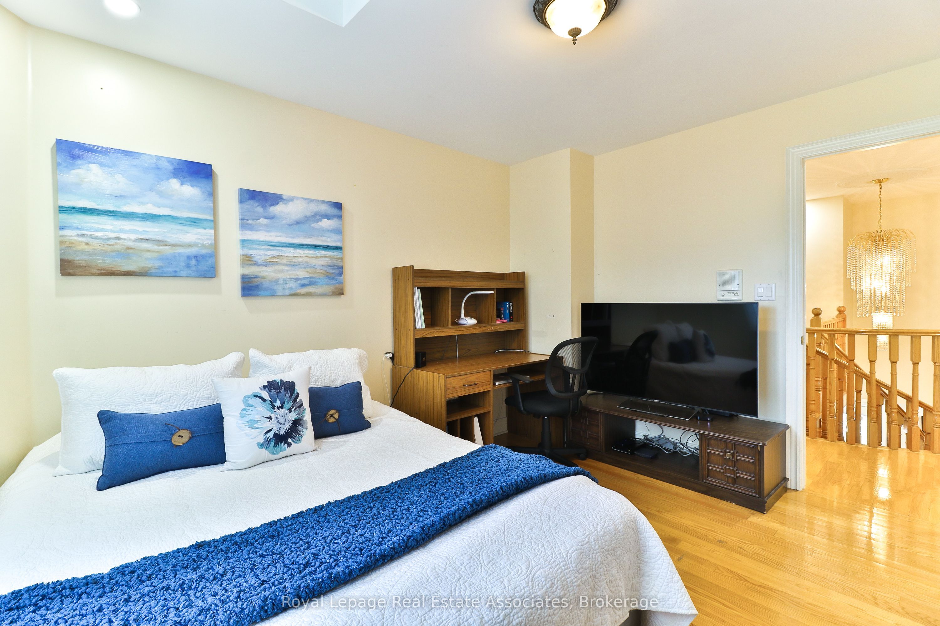 MLS #W12406537 image #20