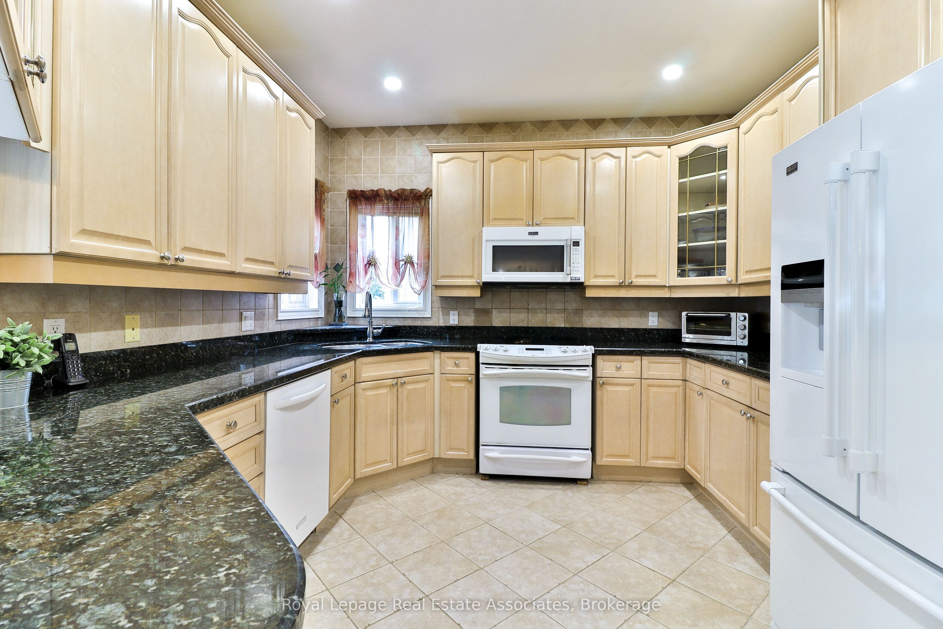 MLS #W12406537 image #9