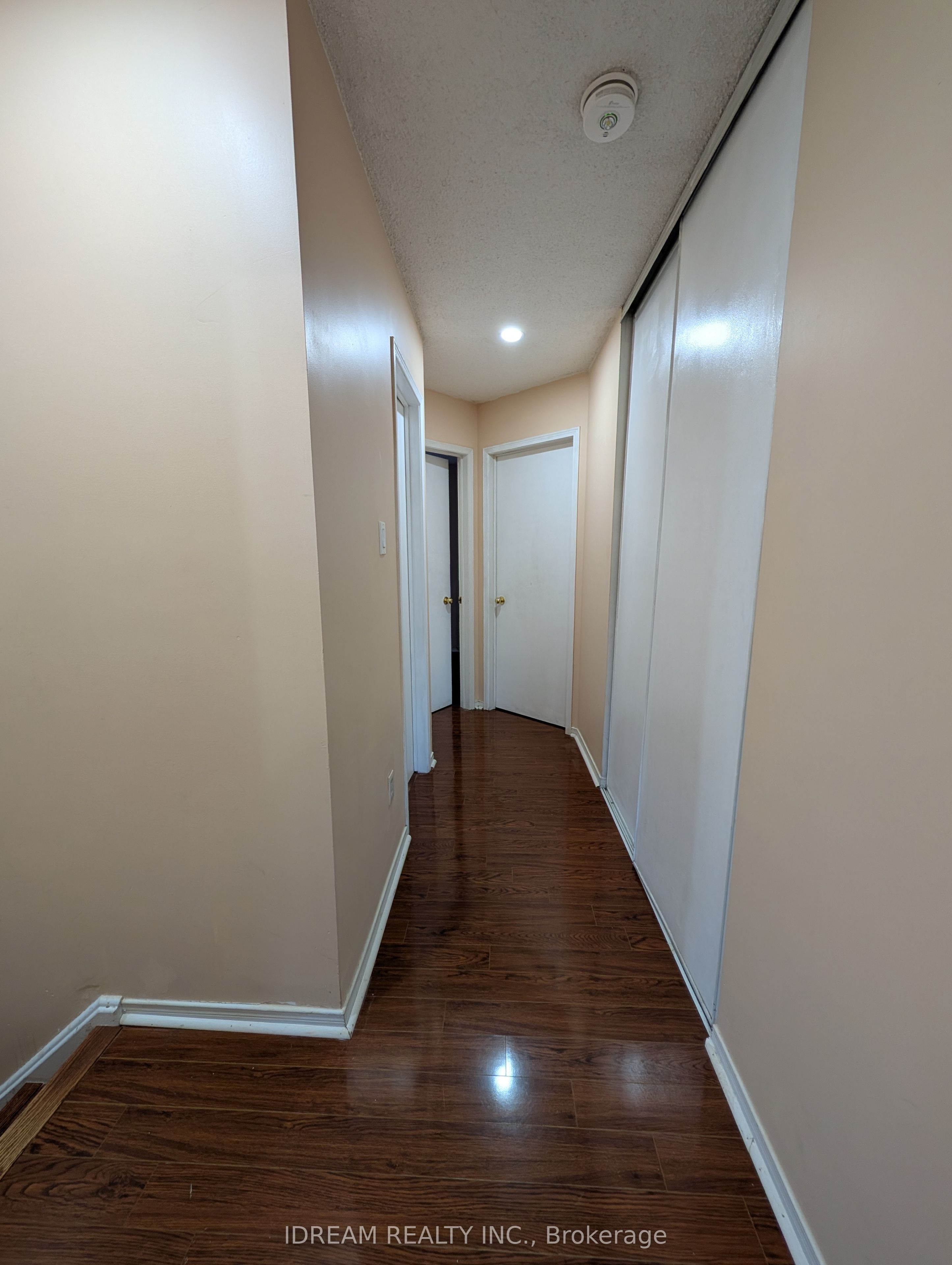 MLS #W12406887 image #15