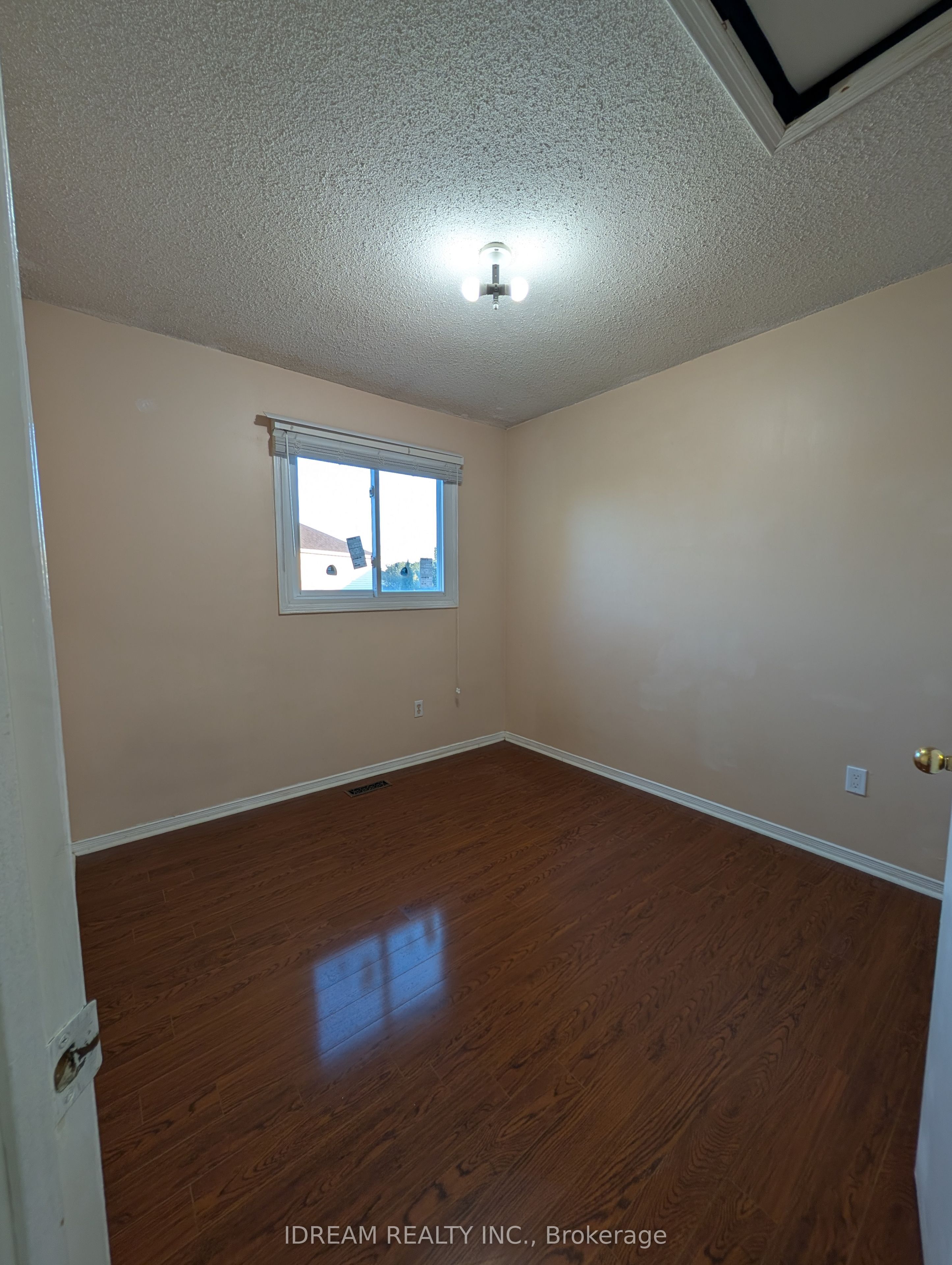 MLS #W12406887 image #20