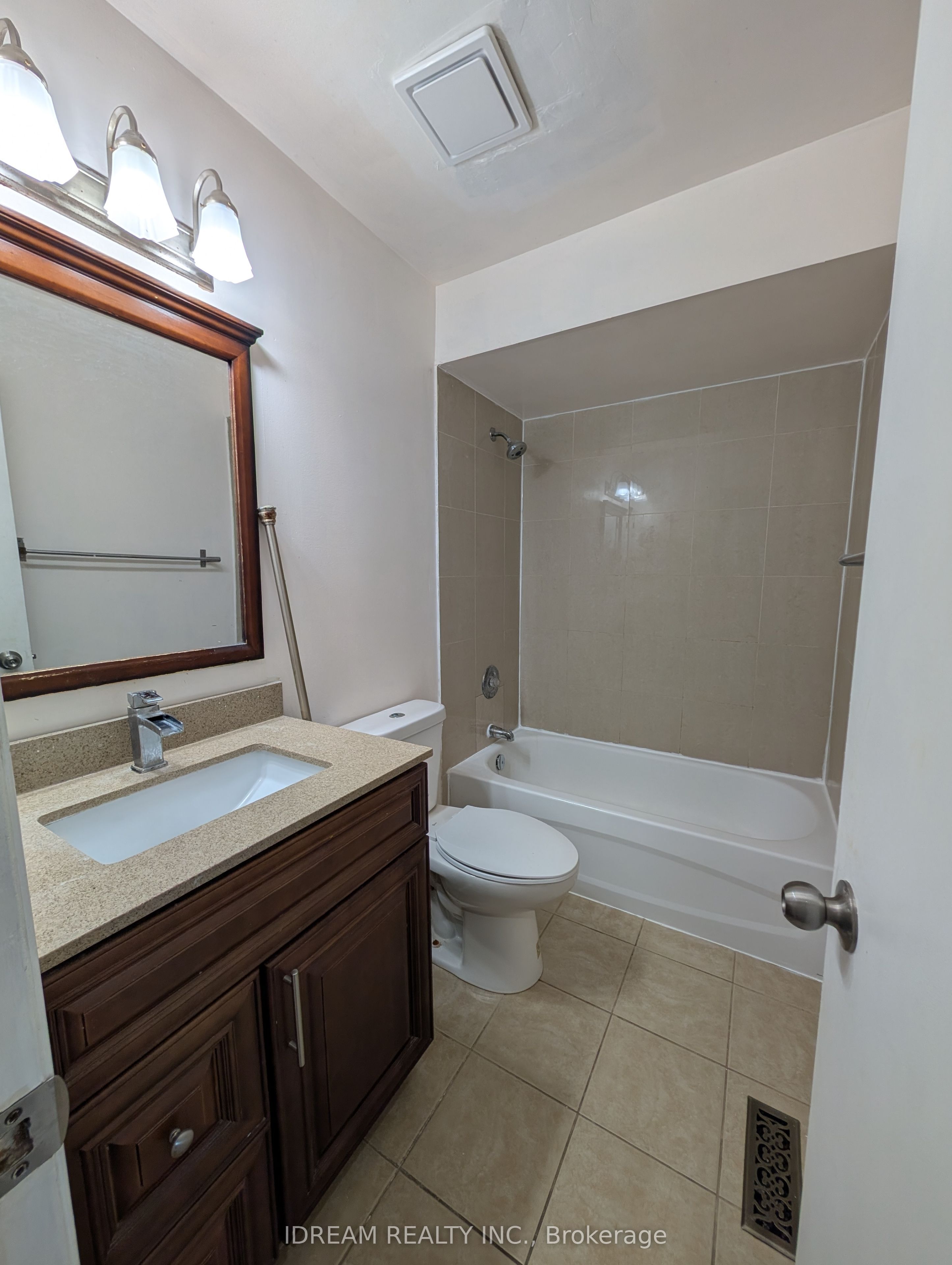 MLS #W12406887 image #24