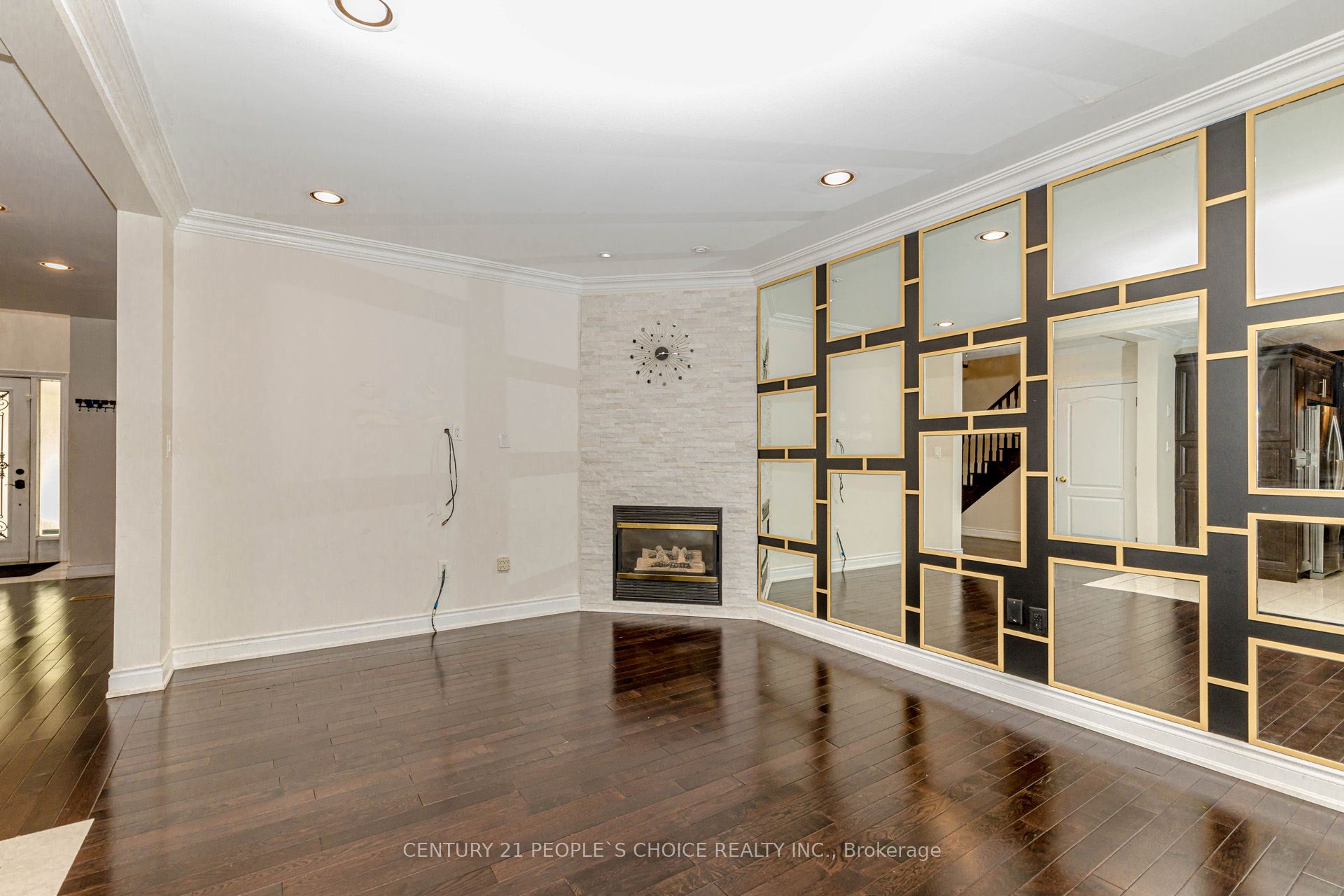 MLS #W12406952 image #11