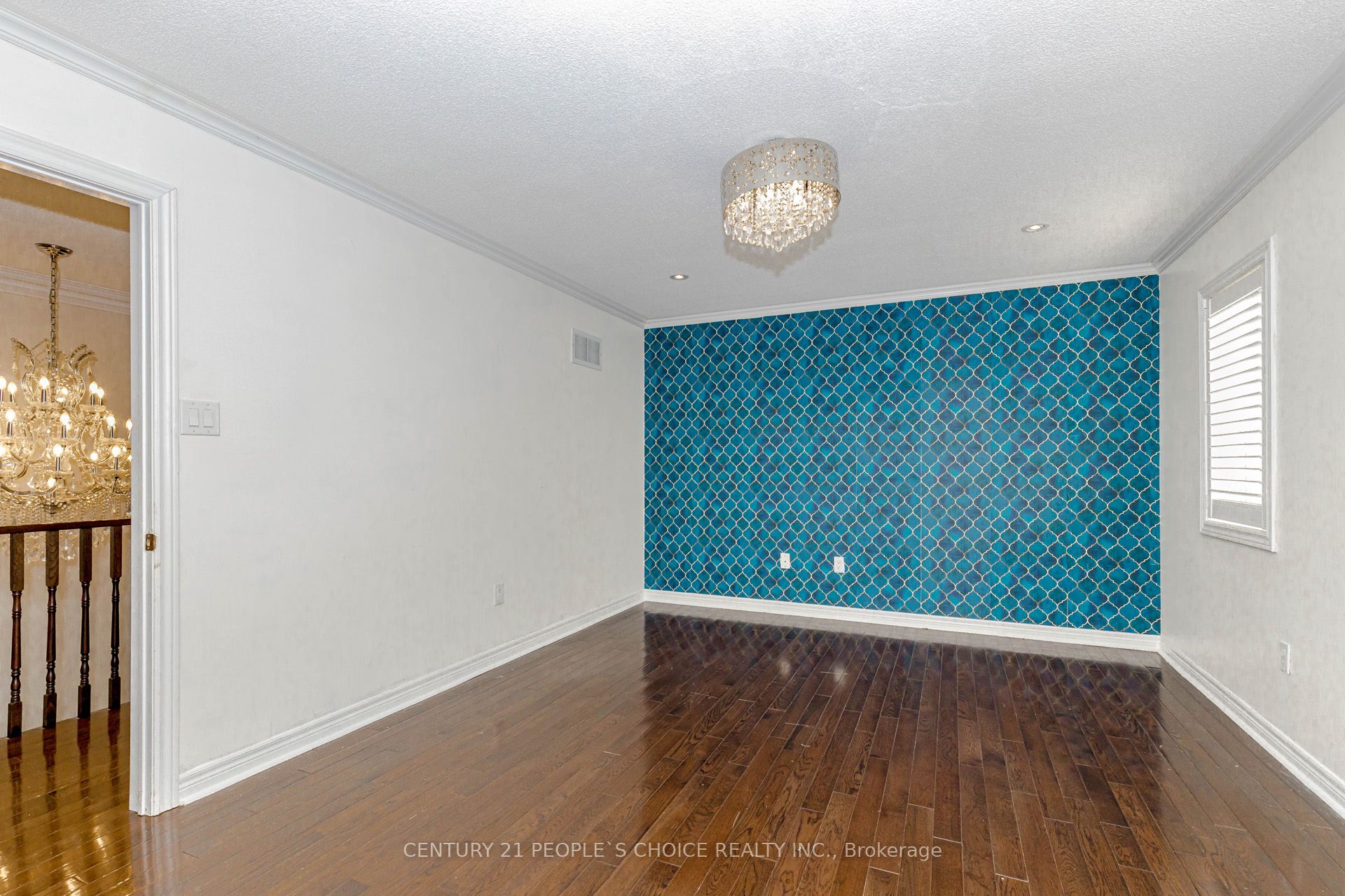 MLS #W12406952 image #27