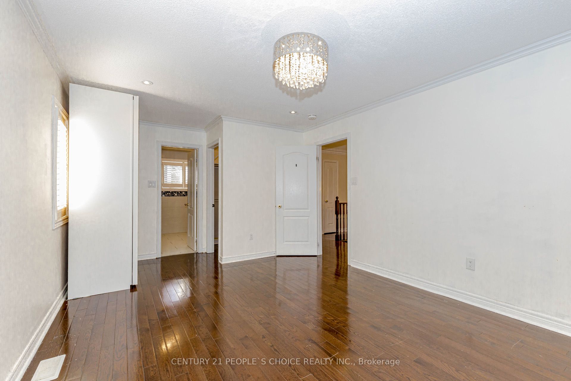 MLS #W12406952 image #28