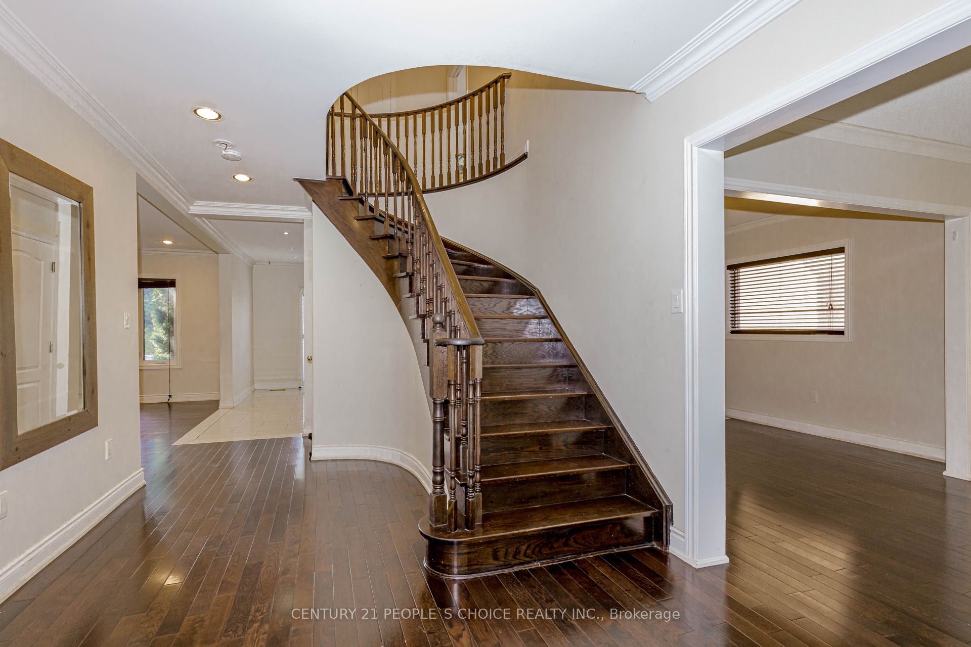 MLS #W12406952 image #5