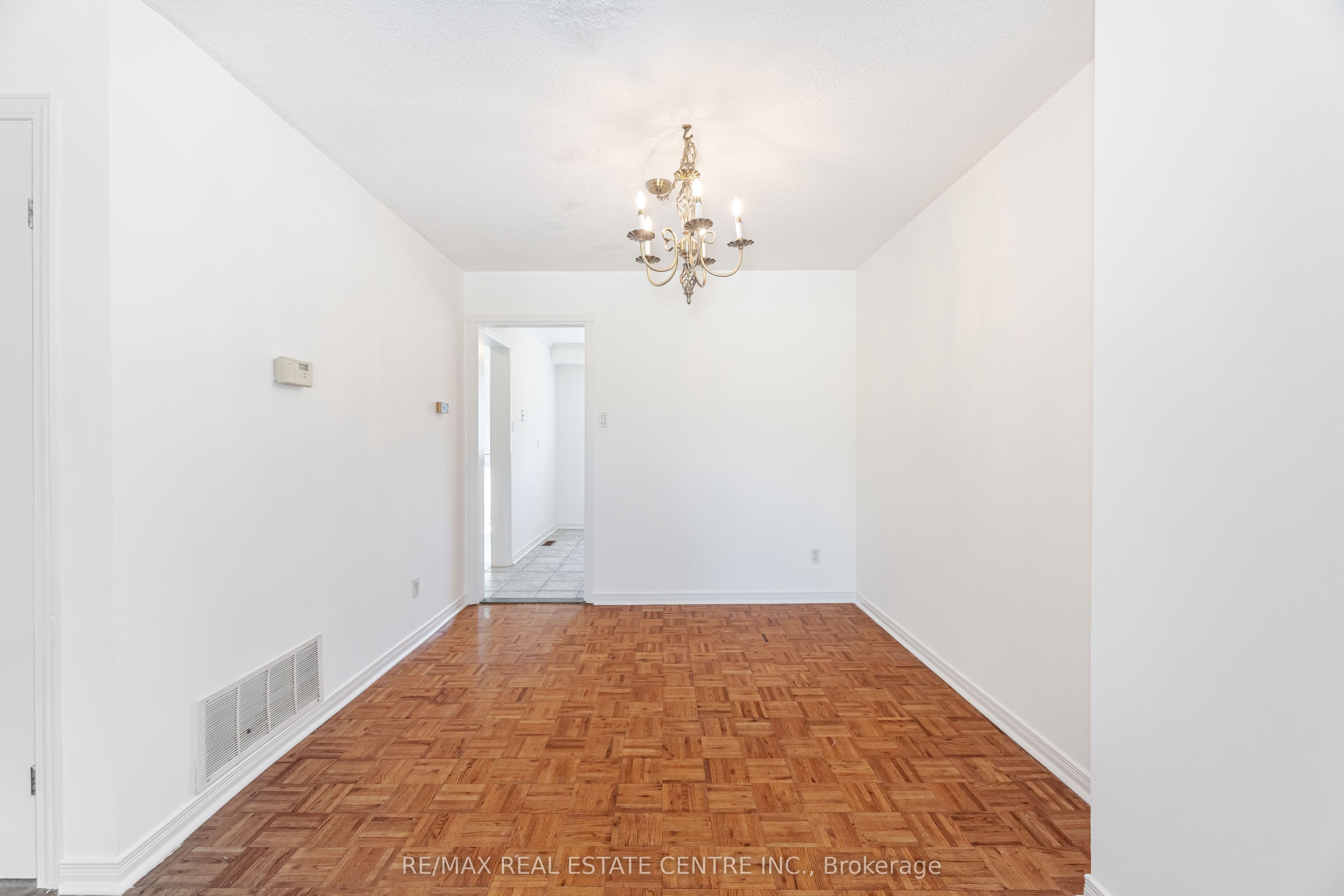 MLS #W12407201 image #10