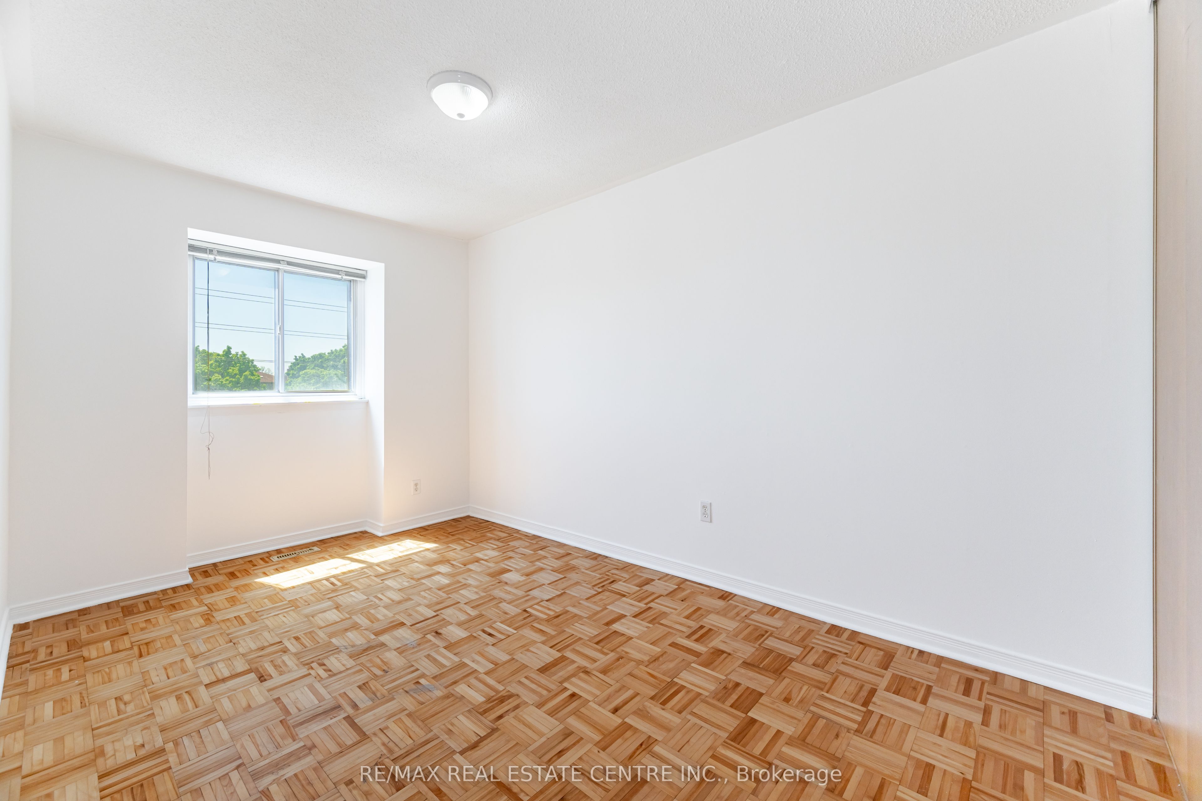 MLS #W12407201 image #25