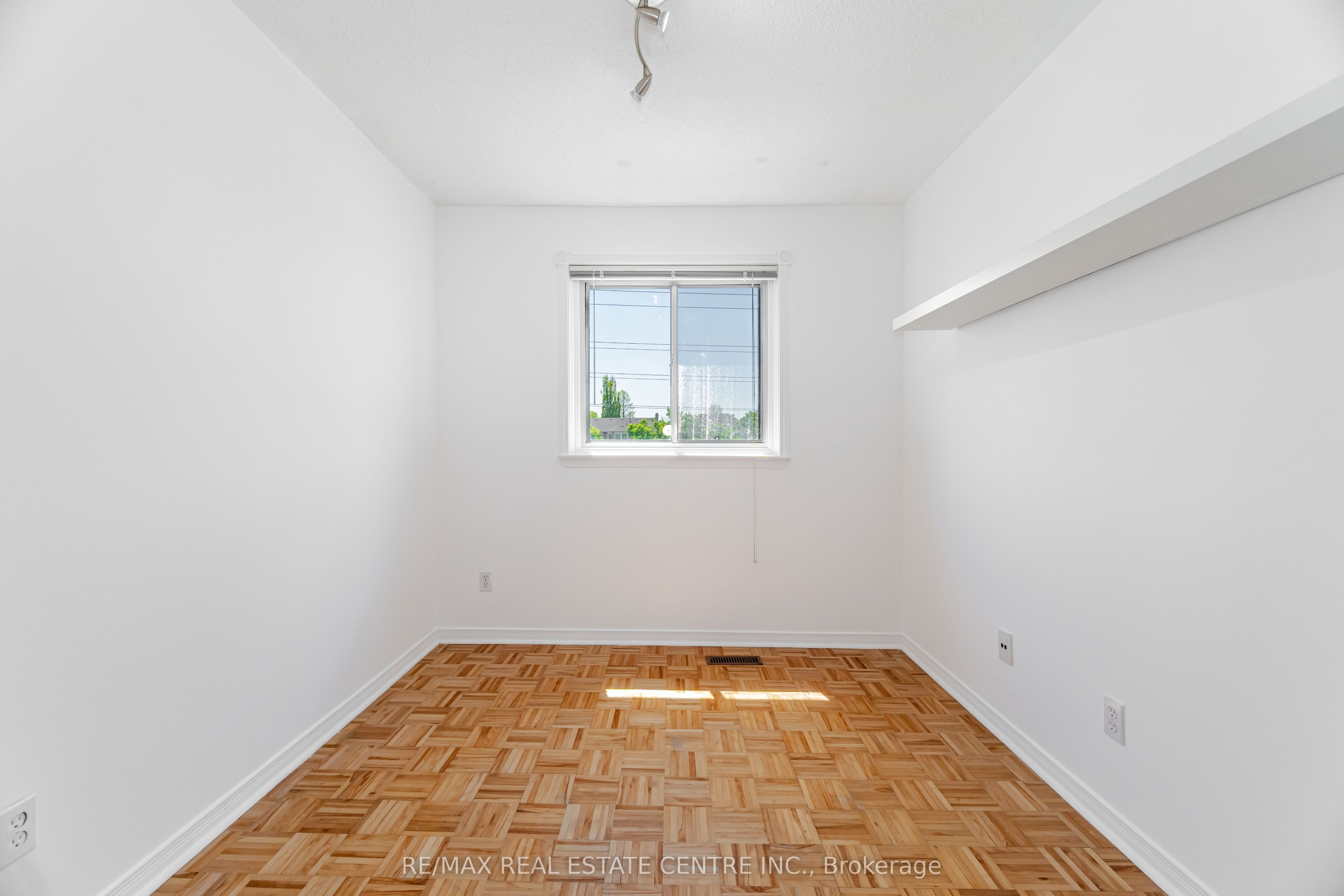 MLS #W12407201 image #27