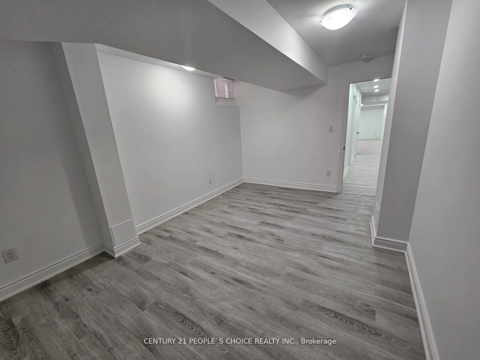 MLS #W12407289 image #10