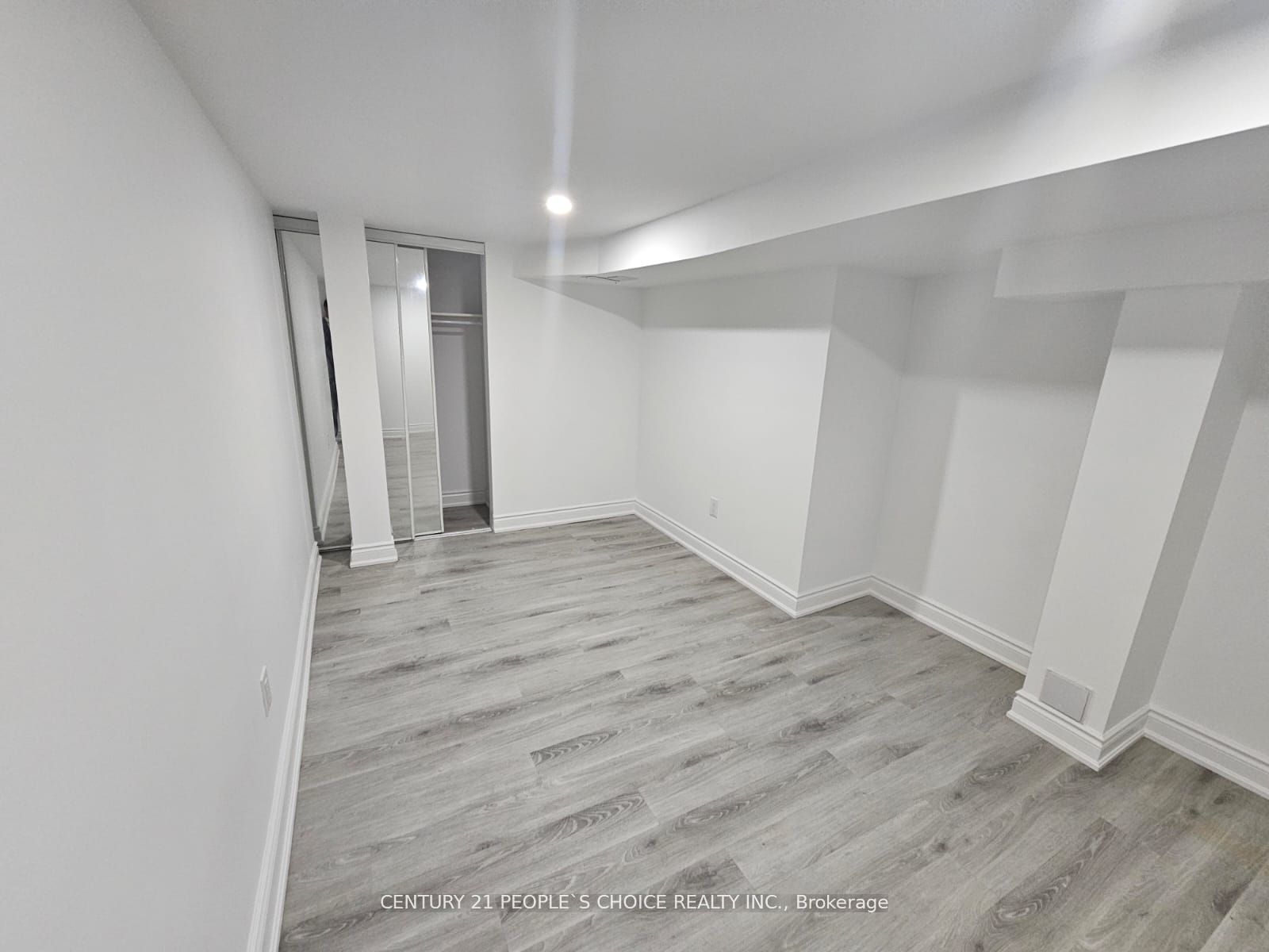 MLS #W12407289 image #7