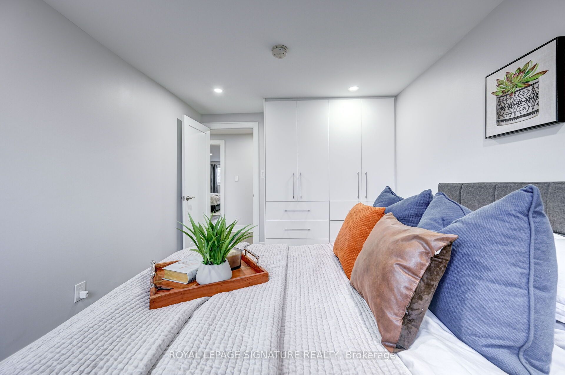 MLS #W12407301 image #28