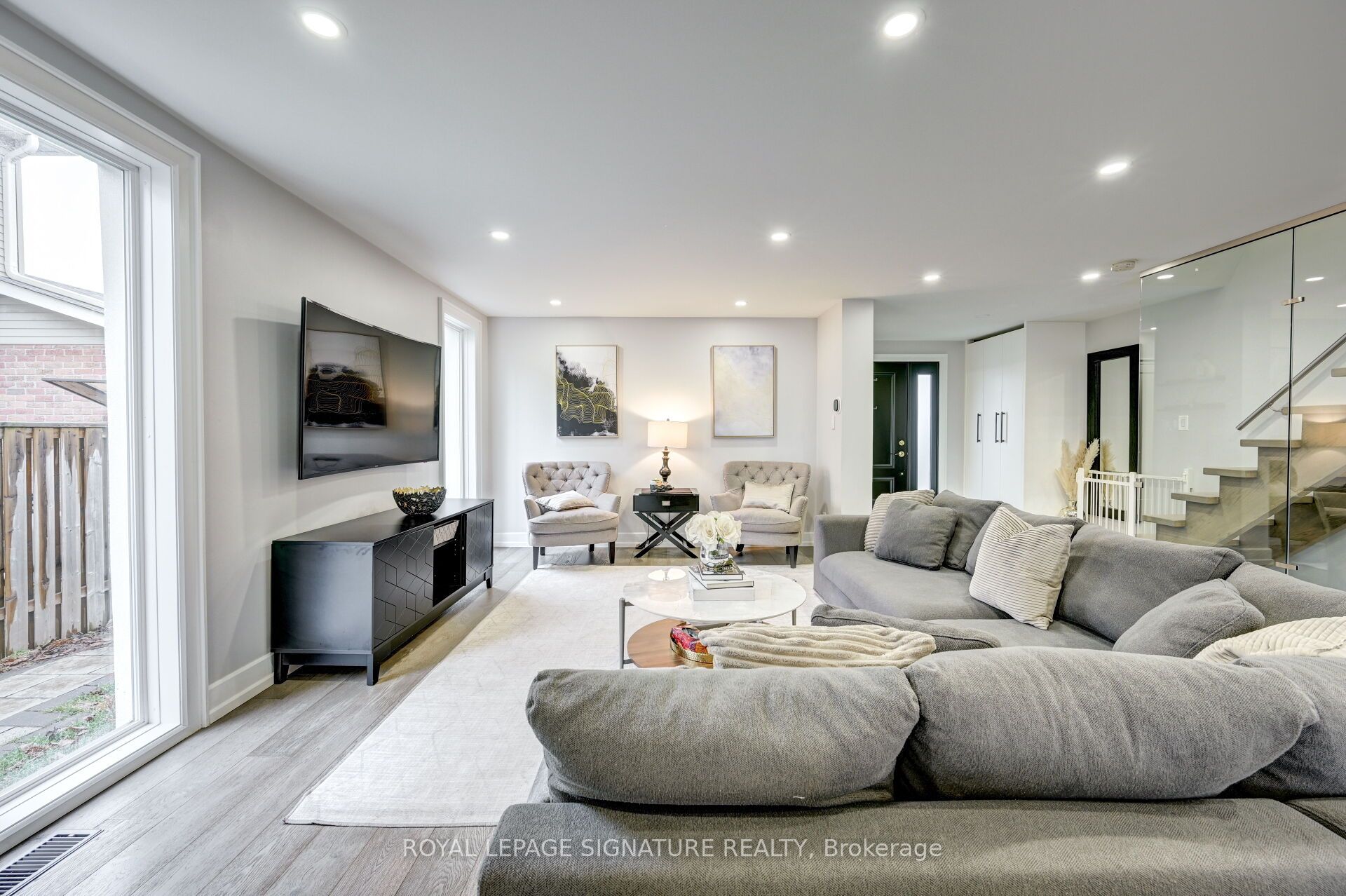 MLS #W12407301 image #8