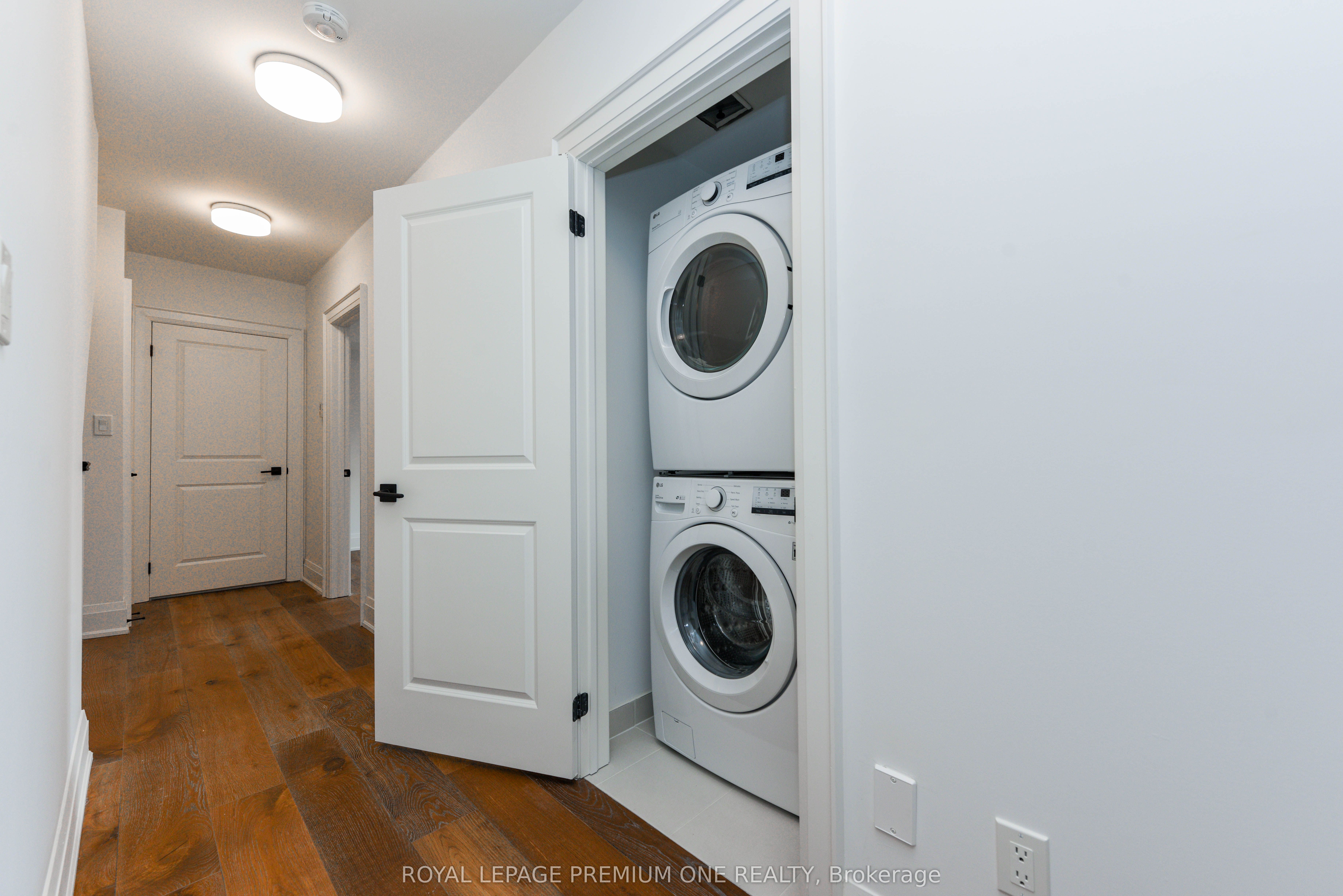 MLS #W12407448 image #17