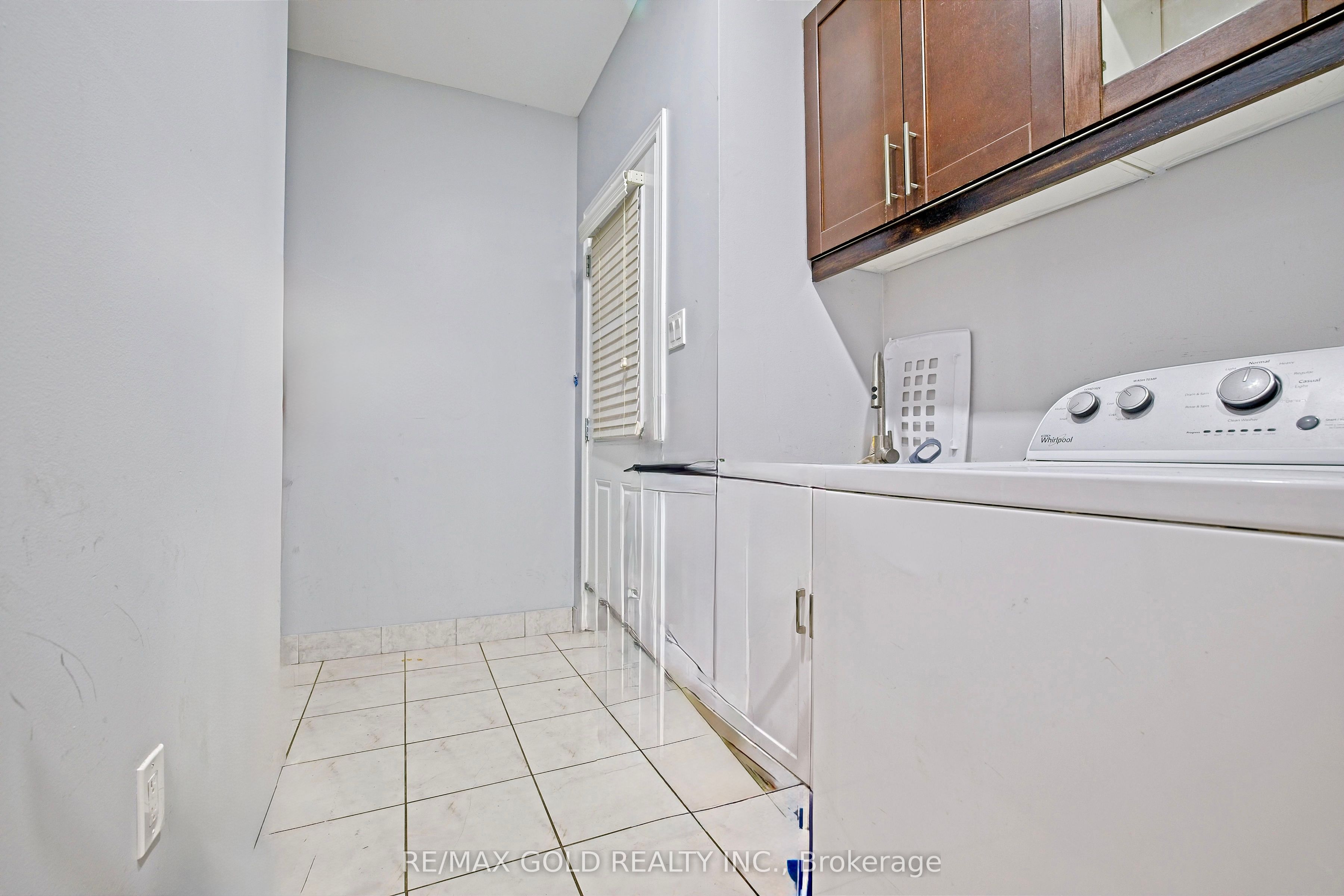 MLS #W12407455 image #20