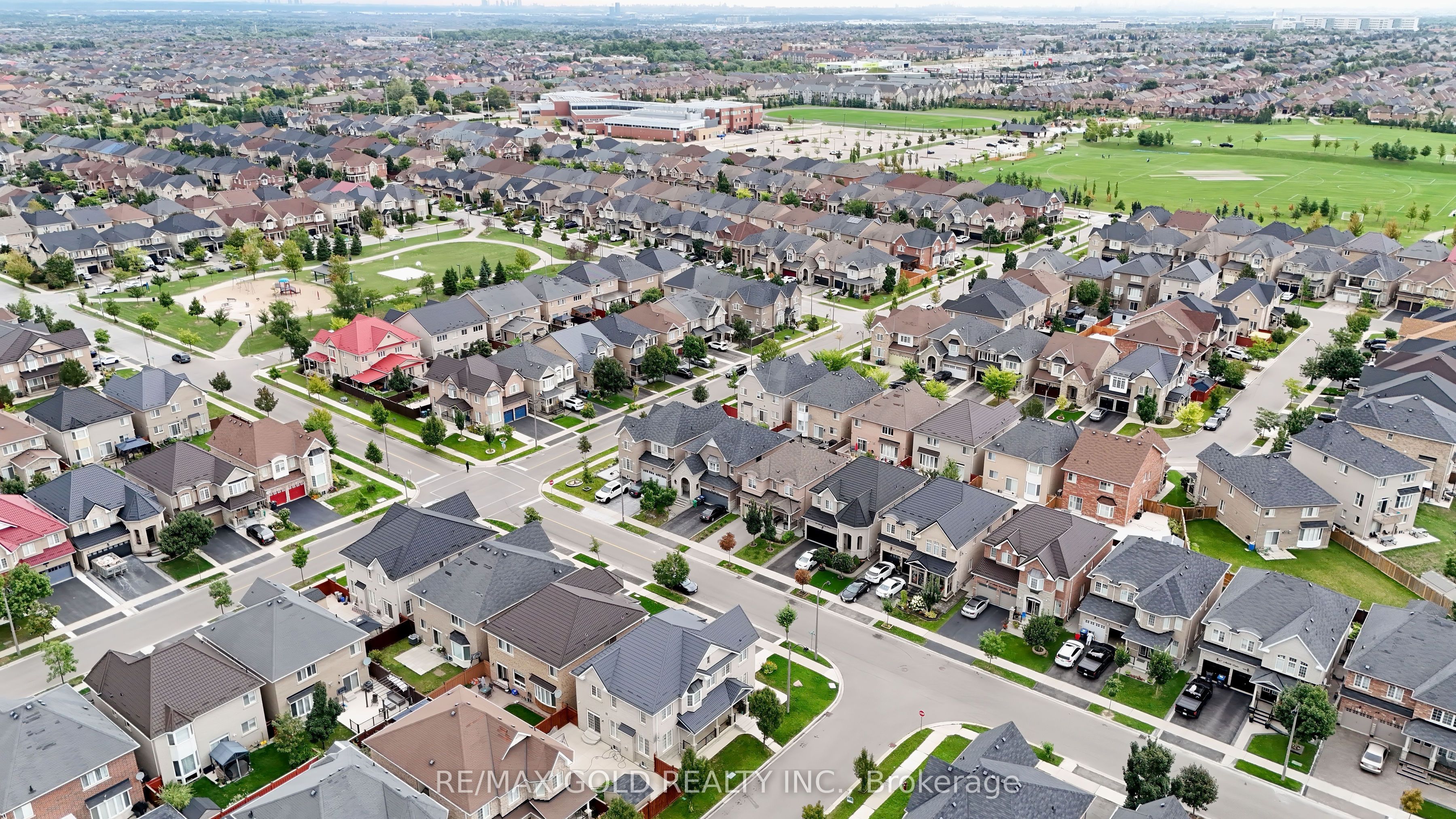 MLS #W12407455 image #46