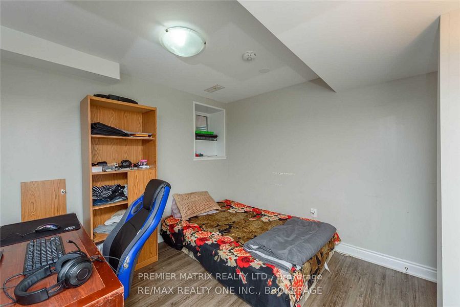 MLS #W12407682 image #11