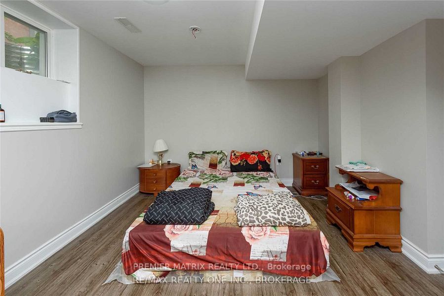 MLS #W12407682 image #12