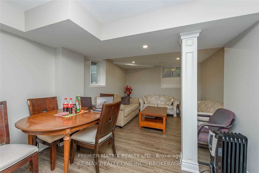 MLS #W12407682 image #6