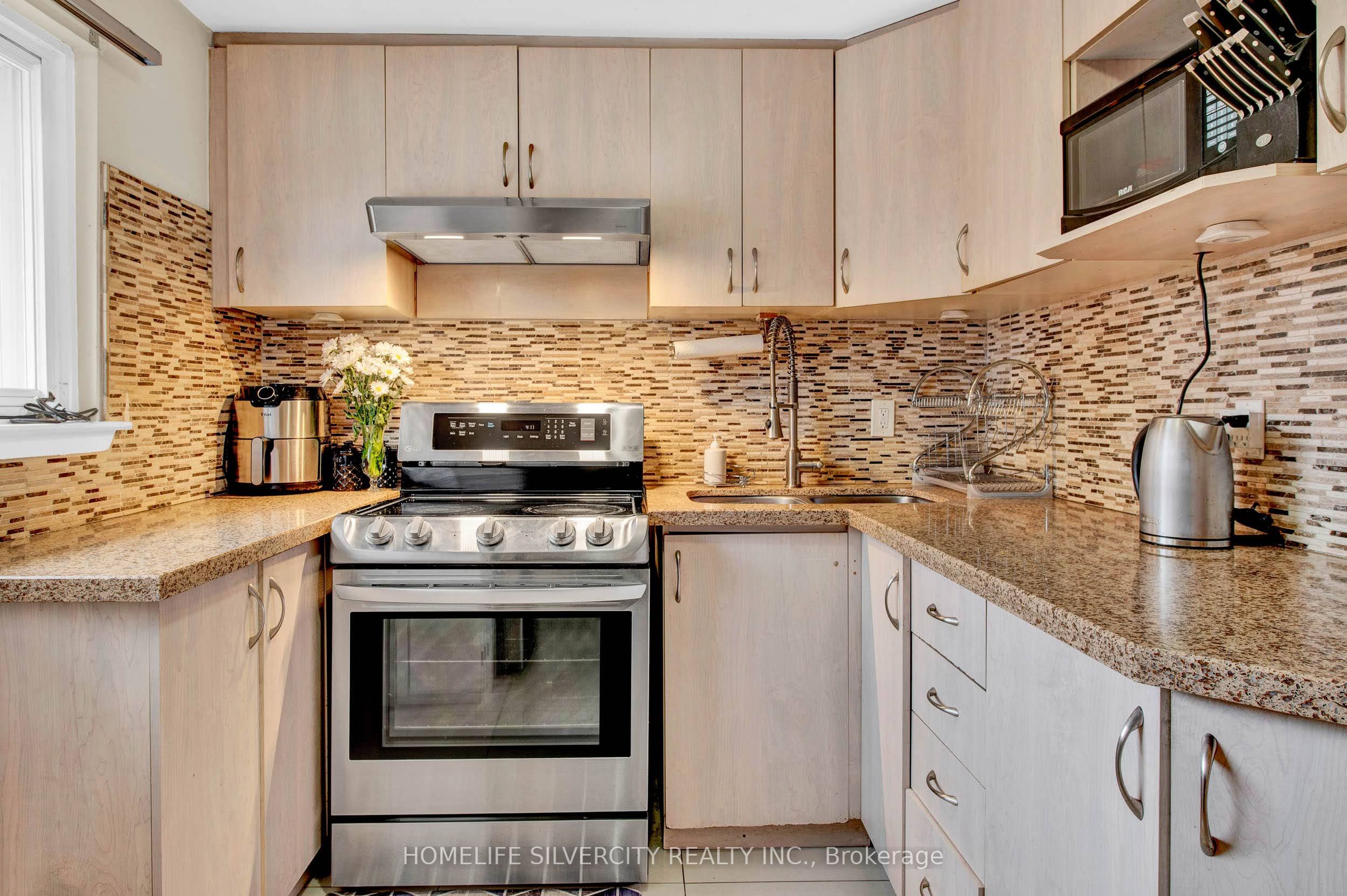 MLS #W12407777 image #14