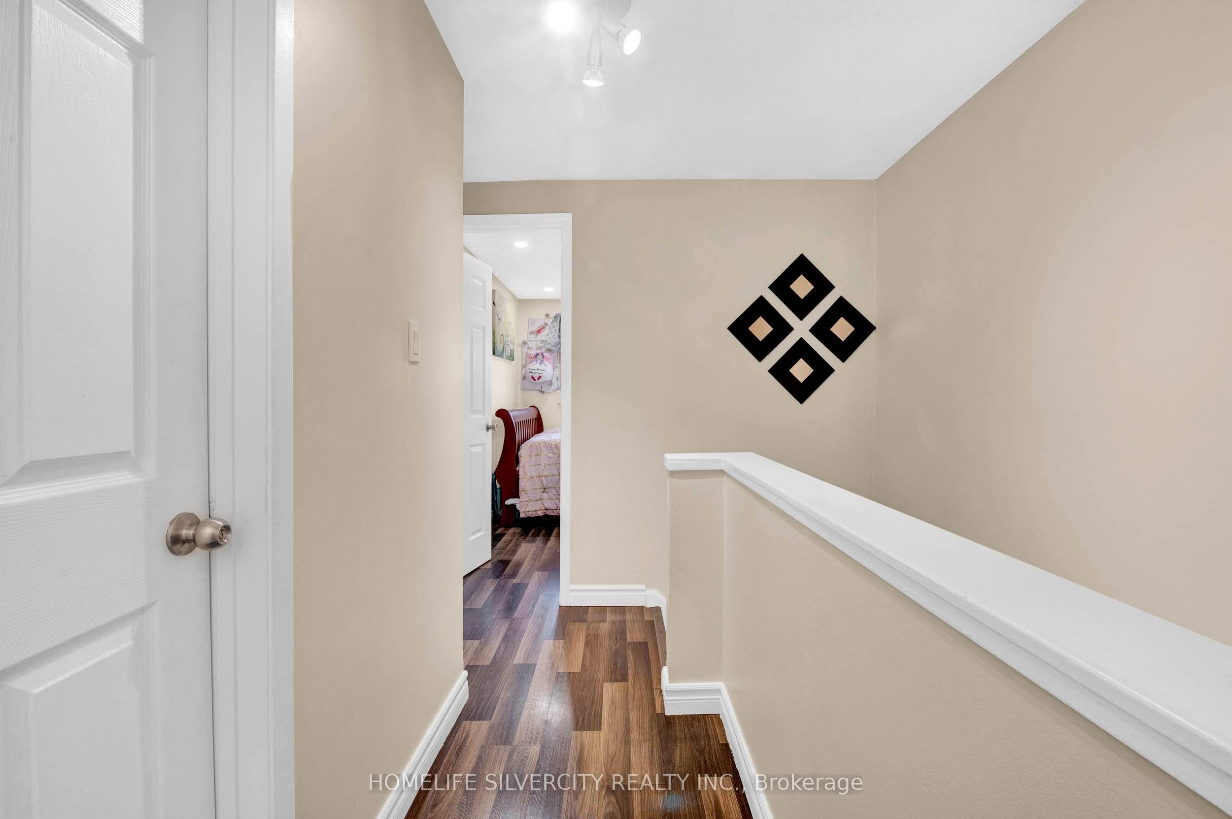 MLS #W12407777 image #16