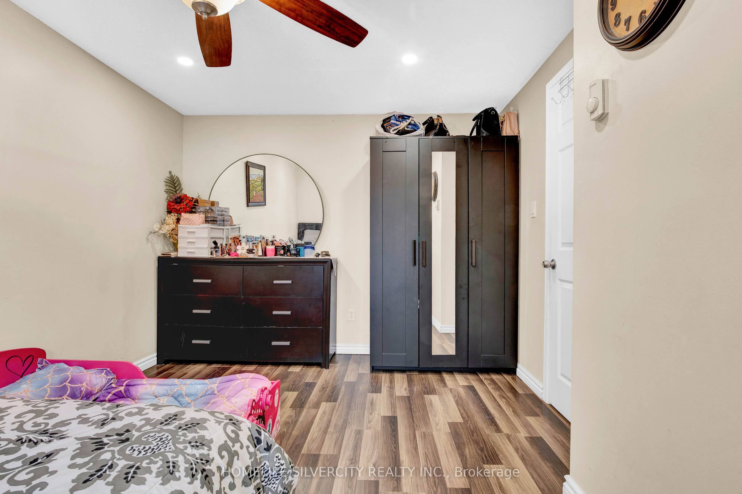 MLS #W12407777 image #20