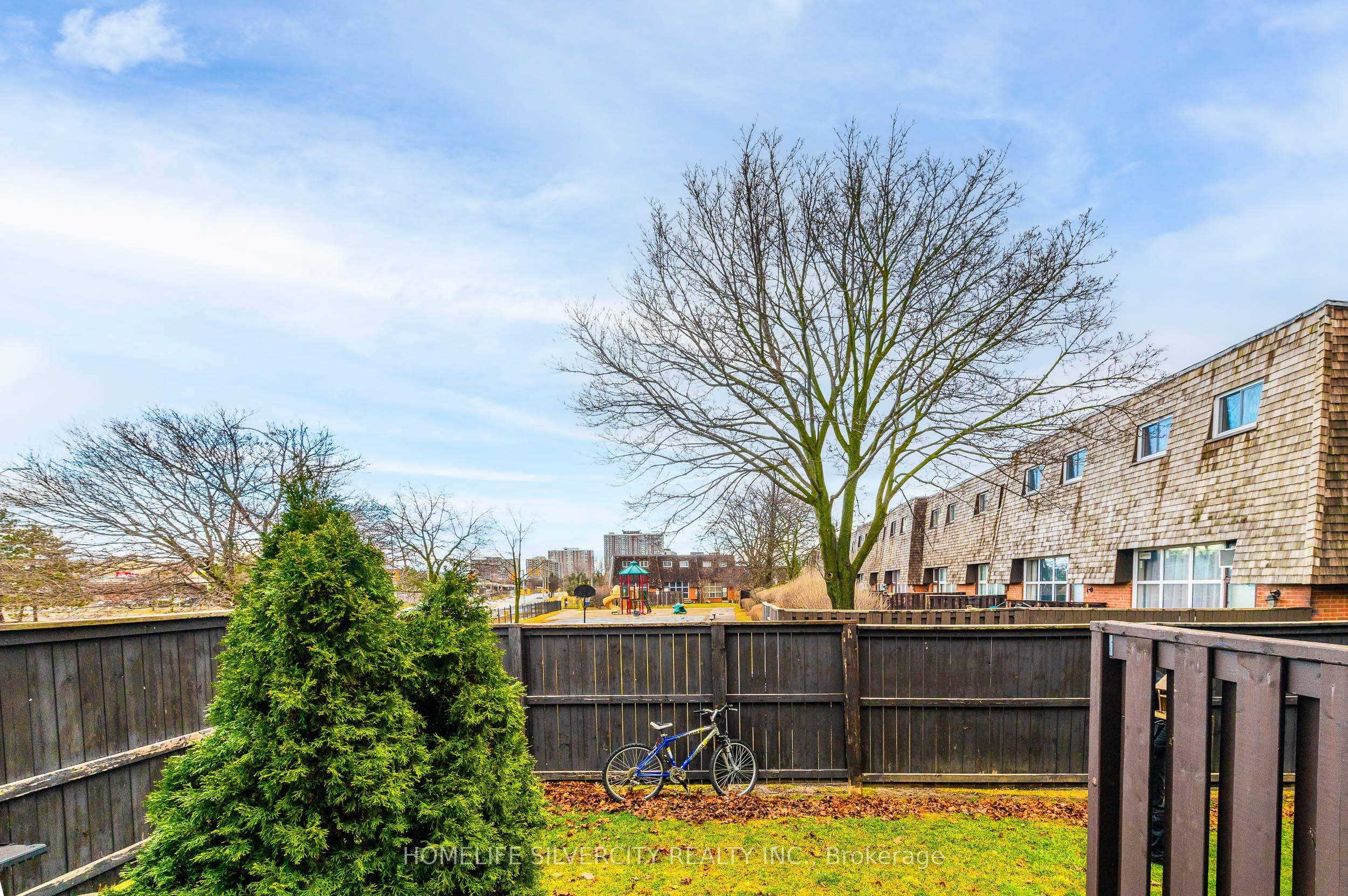 MLS #W12407777 image #30