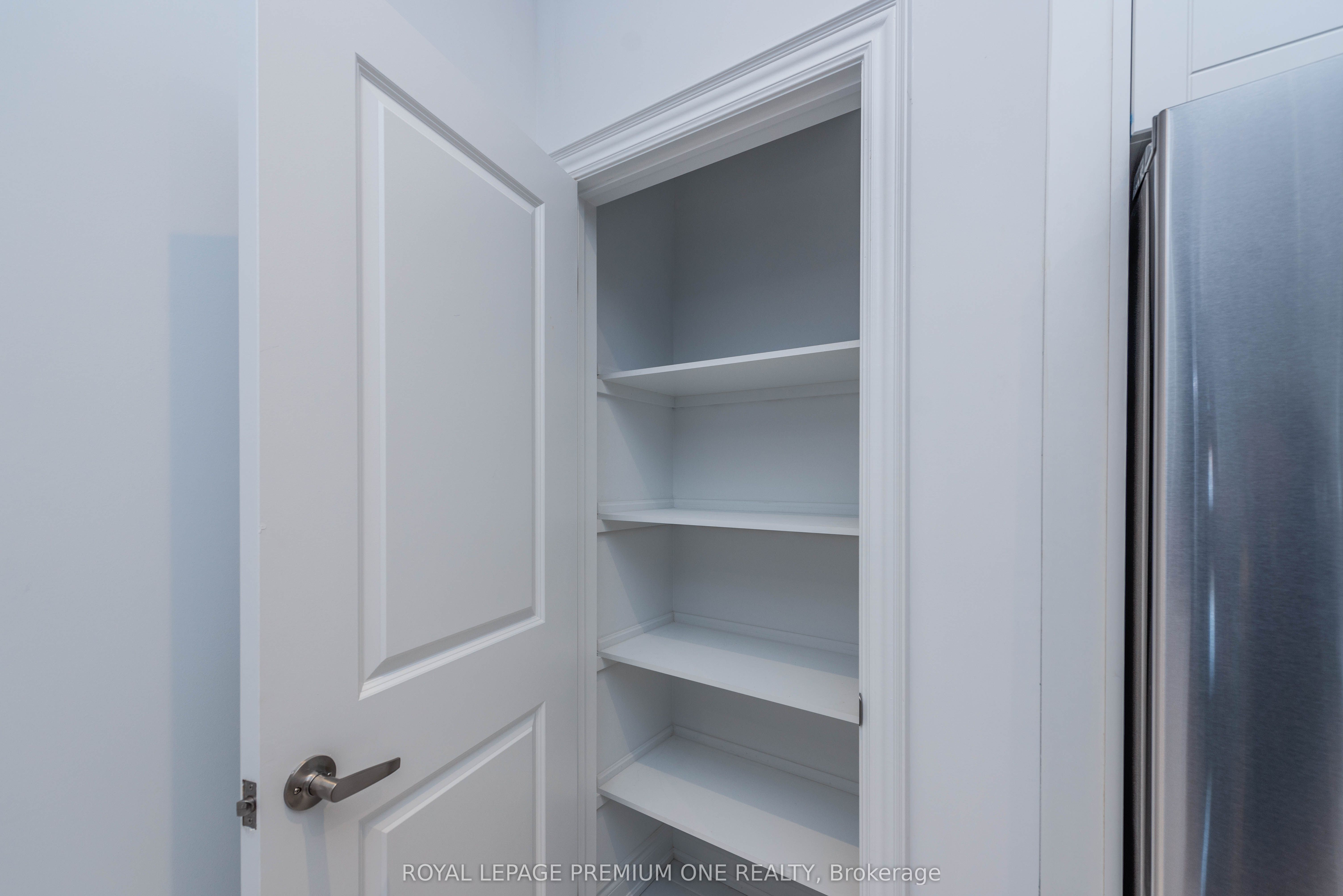 MLS #W12407823 image #12